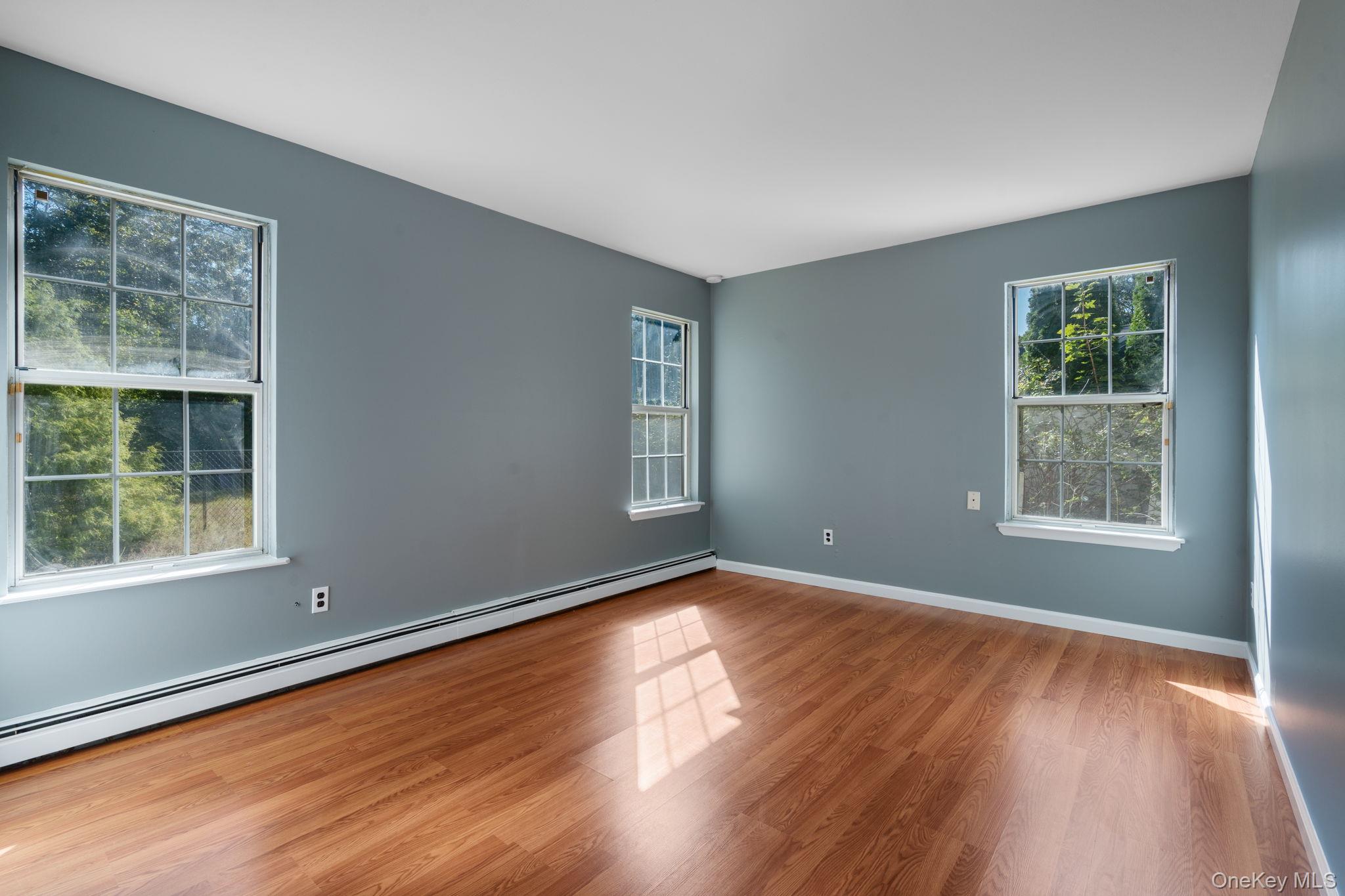 40 Scenic Hills Drive, Ridge, NY 11961