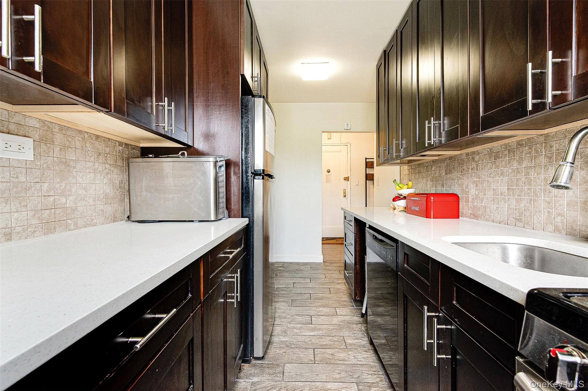 67-25 Clyde Street # 5G, Forest Hills, NY 11375