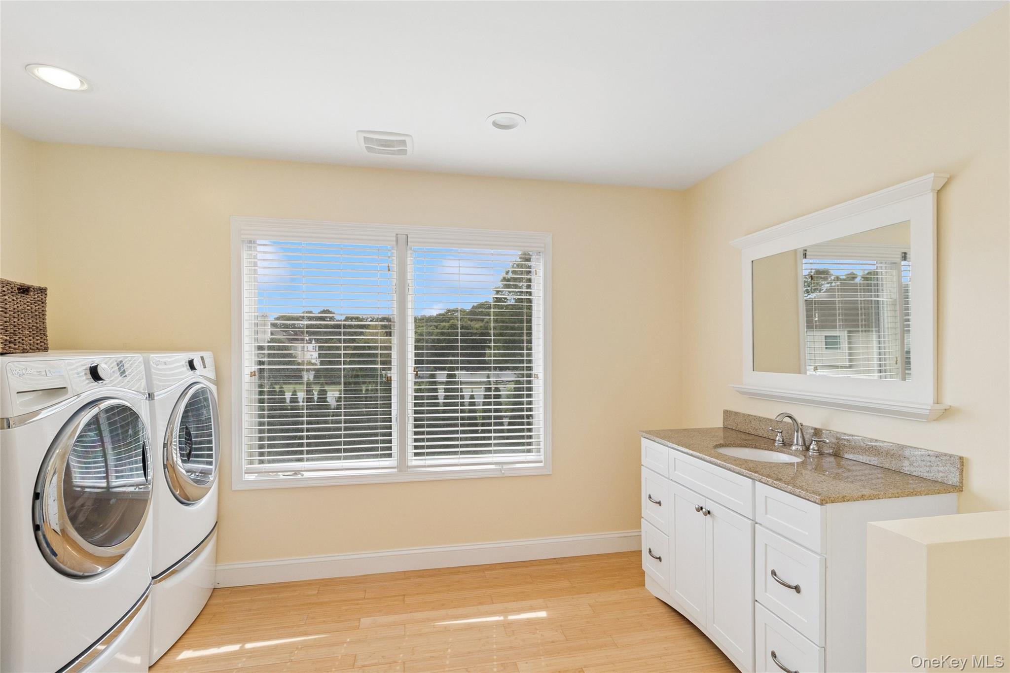 4 Mason Street, Yaphank, NY 11980