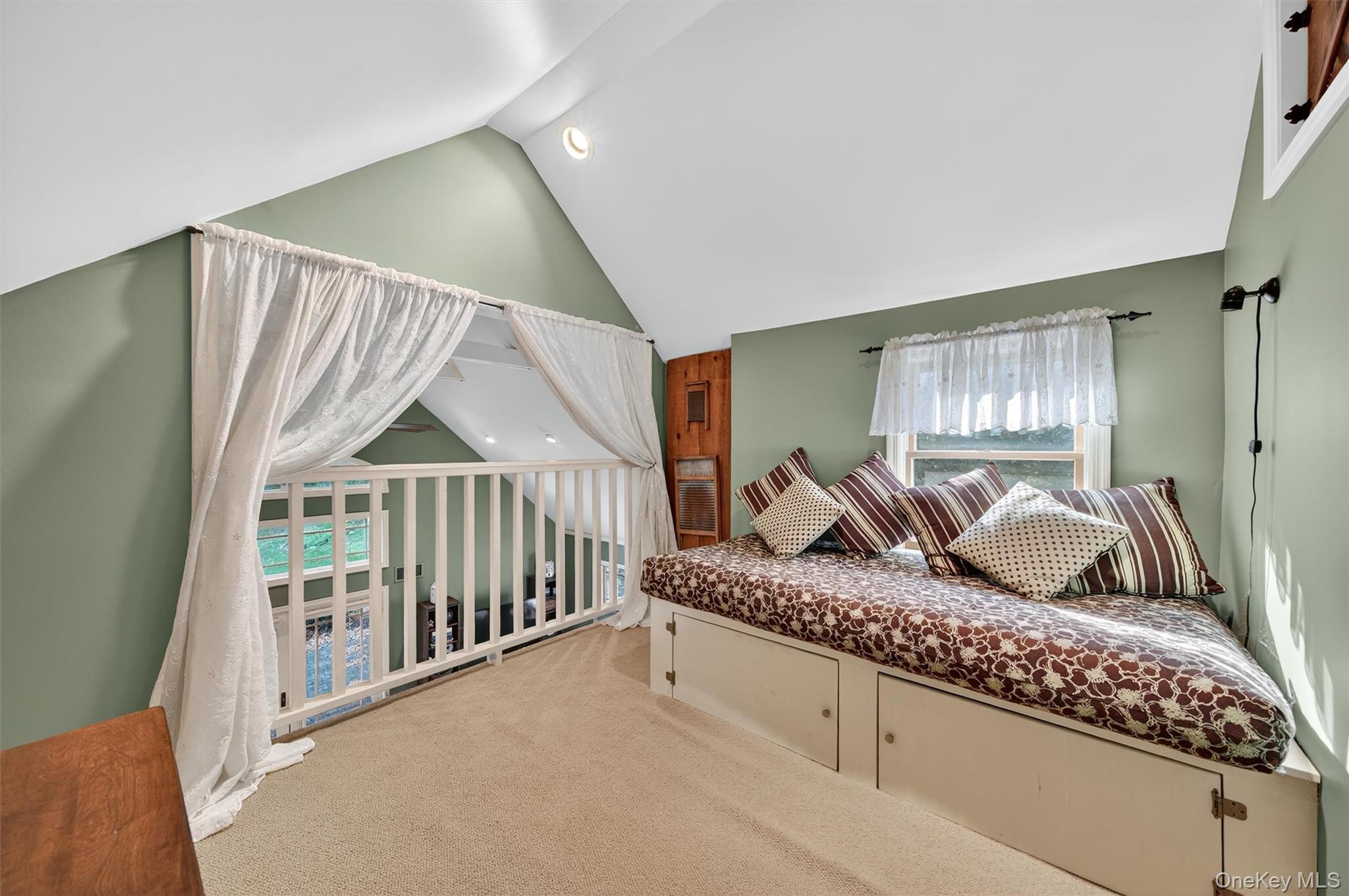 23 Overlook Drive, Warwick, NY 10990