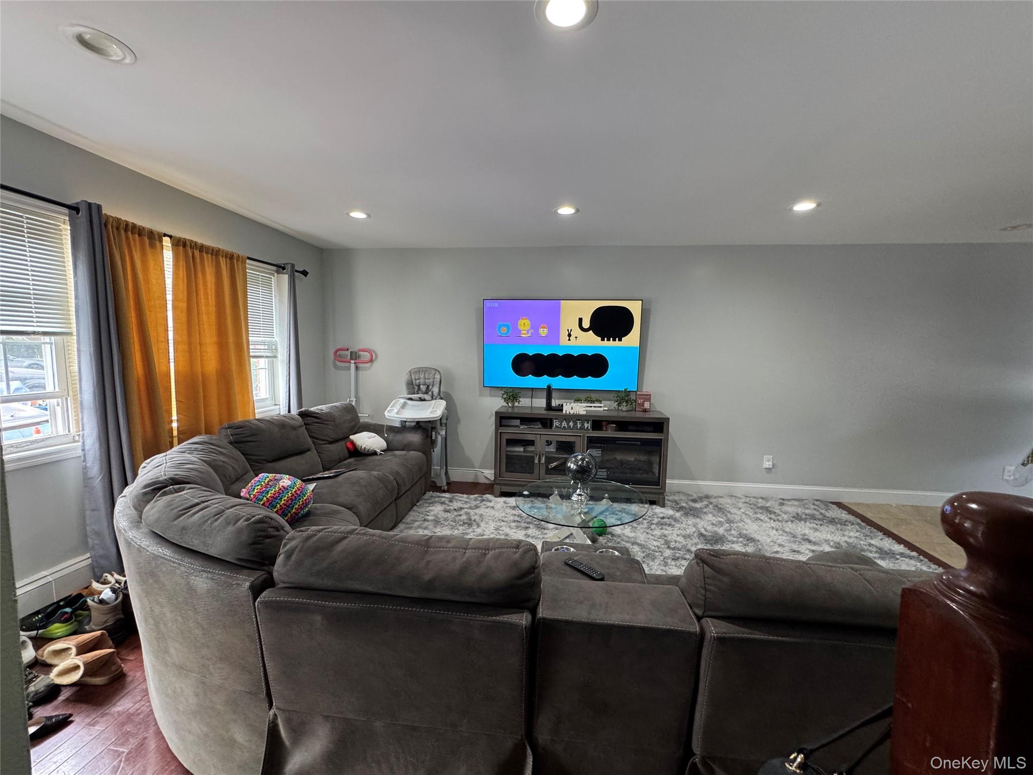 1019 E 230th Street, Bronx, NY 10466