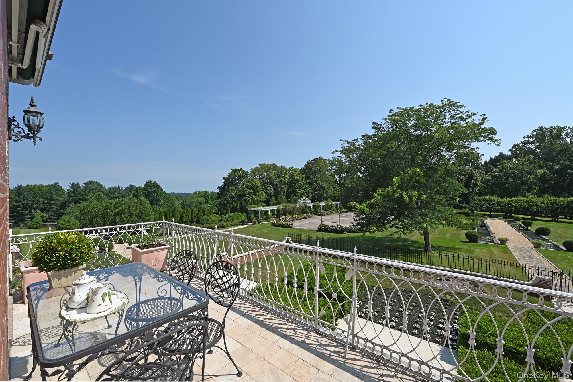 2525 Purchase Street, Purchase, NY 10577