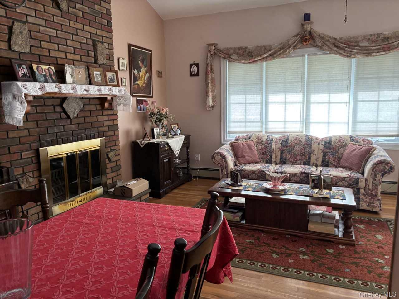 123 Hawthorne Street, Mastic, NY 11950