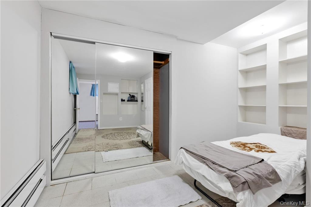 82 W End Avenue, Brooklyn, NY 11235