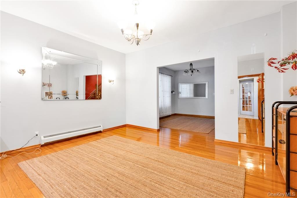 82 W End Avenue, Brooklyn, NY 11235