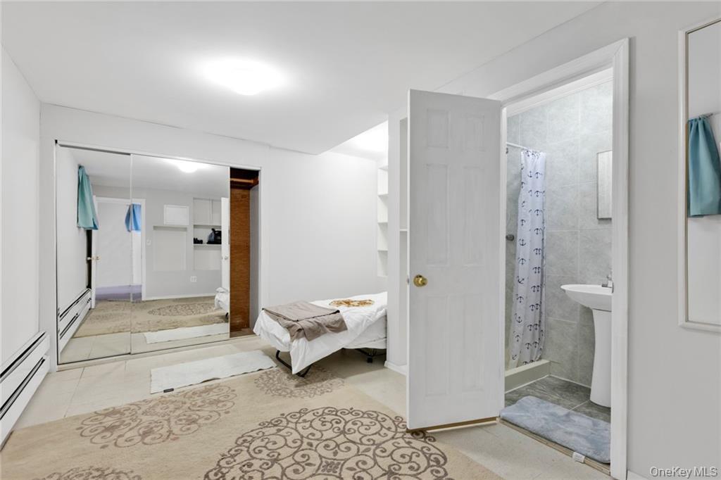 82 W End Avenue, Brooklyn, NY 11235