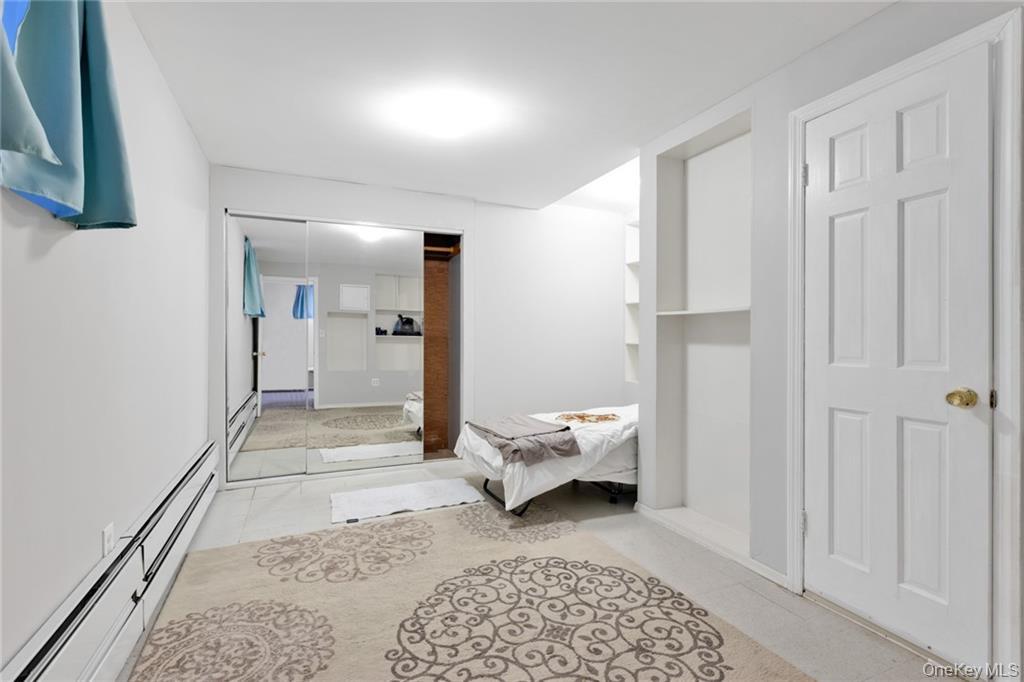 82 W End Avenue, Brooklyn, NY 11235