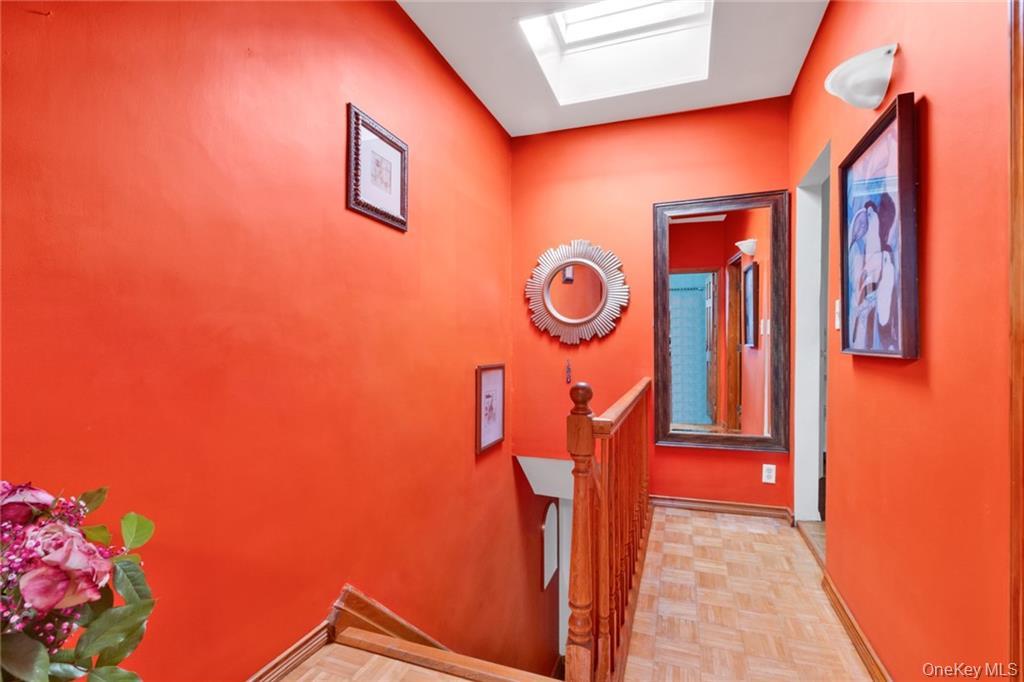 82 W End Avenue, Brooklyn, NY 11235