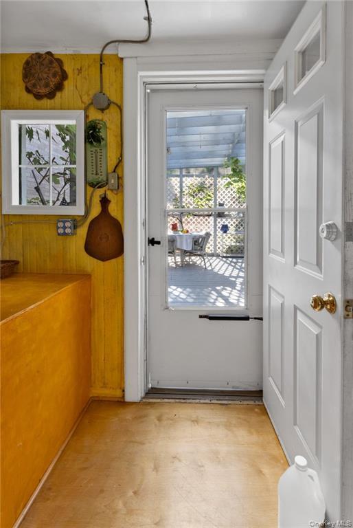 82 W End Avenue, Brooklyn, NY 11235