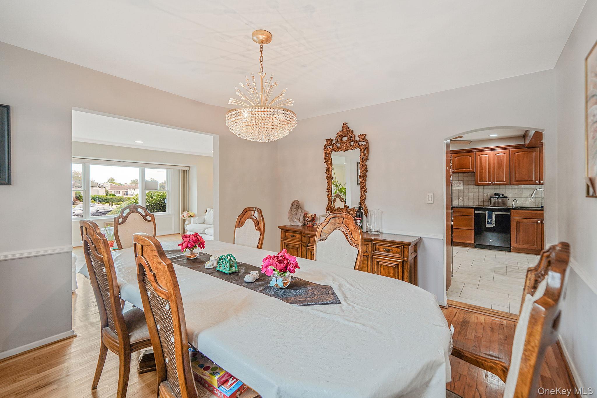 7 Wilbur Lane, Roosevelt, NY 11575