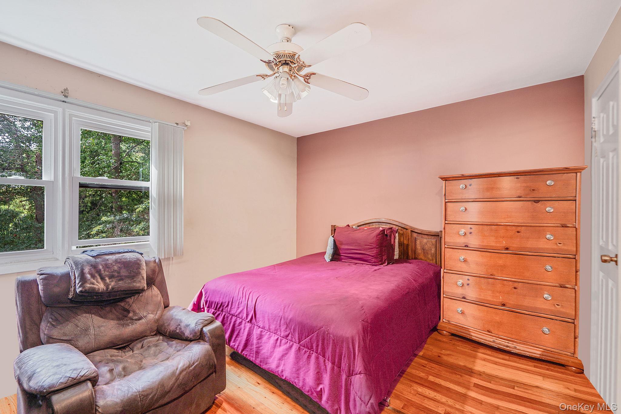 7 Wilbur Lane, Roosevelt, NY 11575