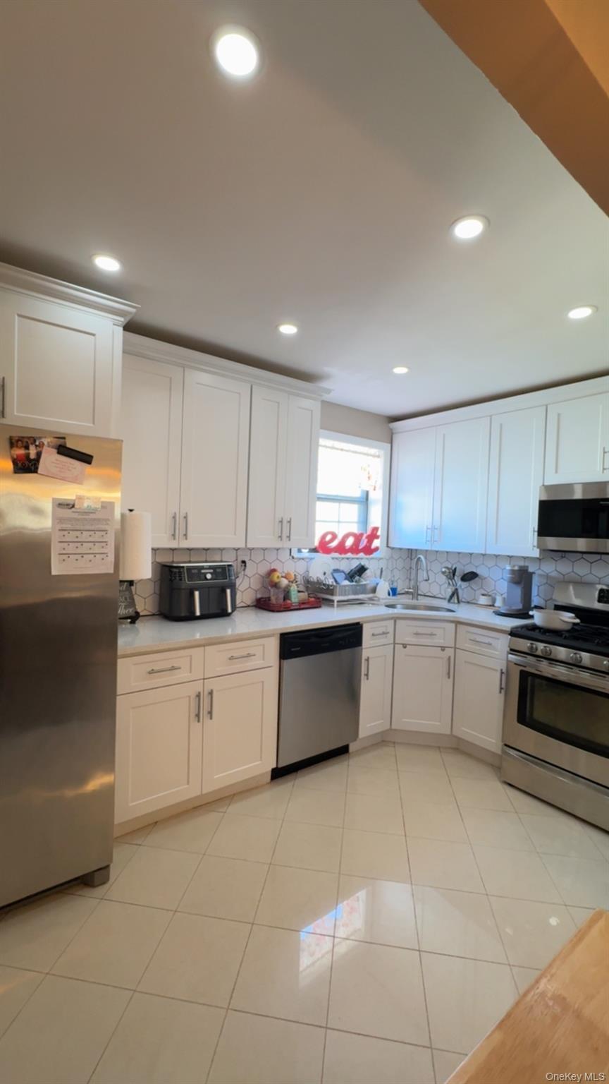 15115 78th Street # 2, Howard Beach, NY 11417