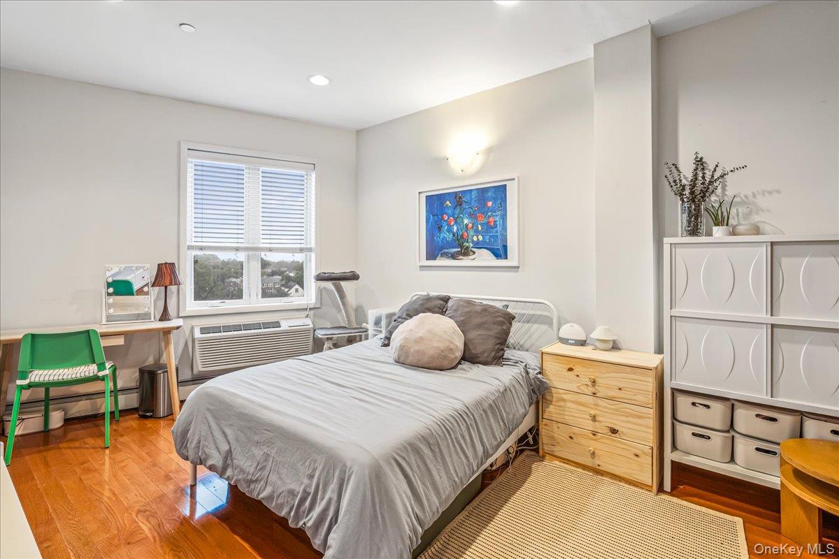 14906 Northern Boulevard # 504, Flushing, NY 11354