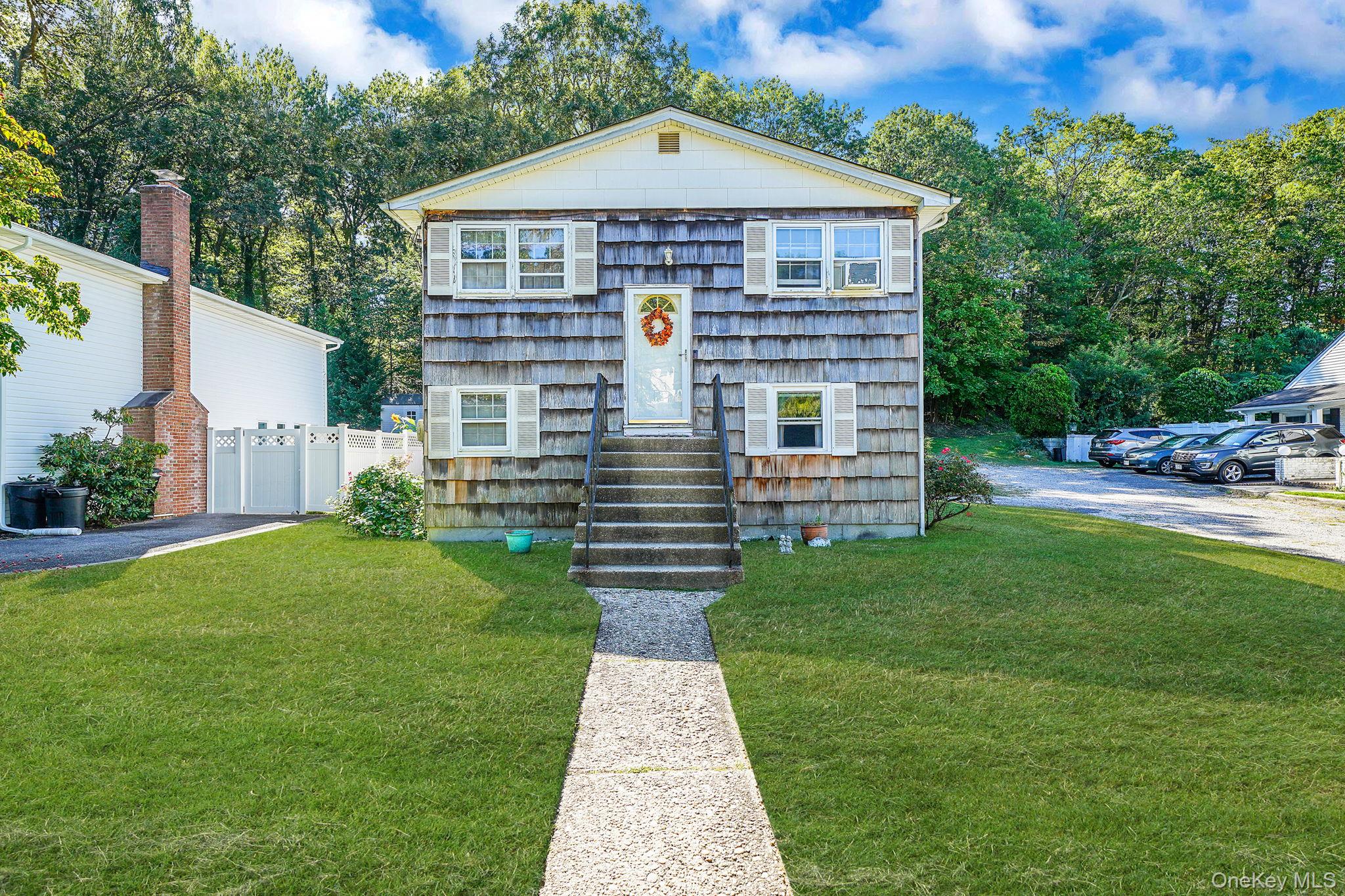 394 Central Islip Boulevard, Ronkonkoma, NY 11779