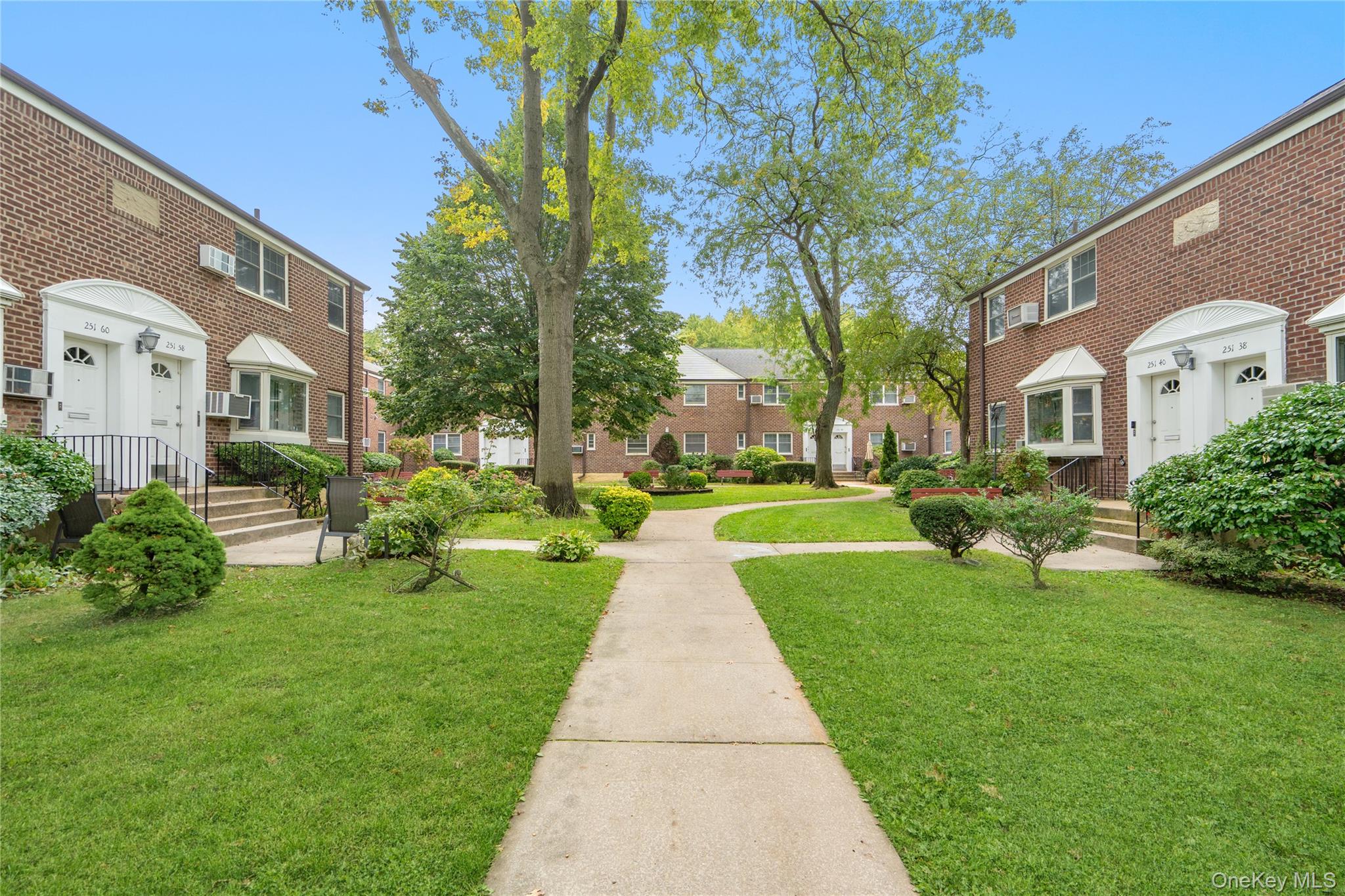 251-42 61st Avenue # #1-1149, Little Neck, NY 11362