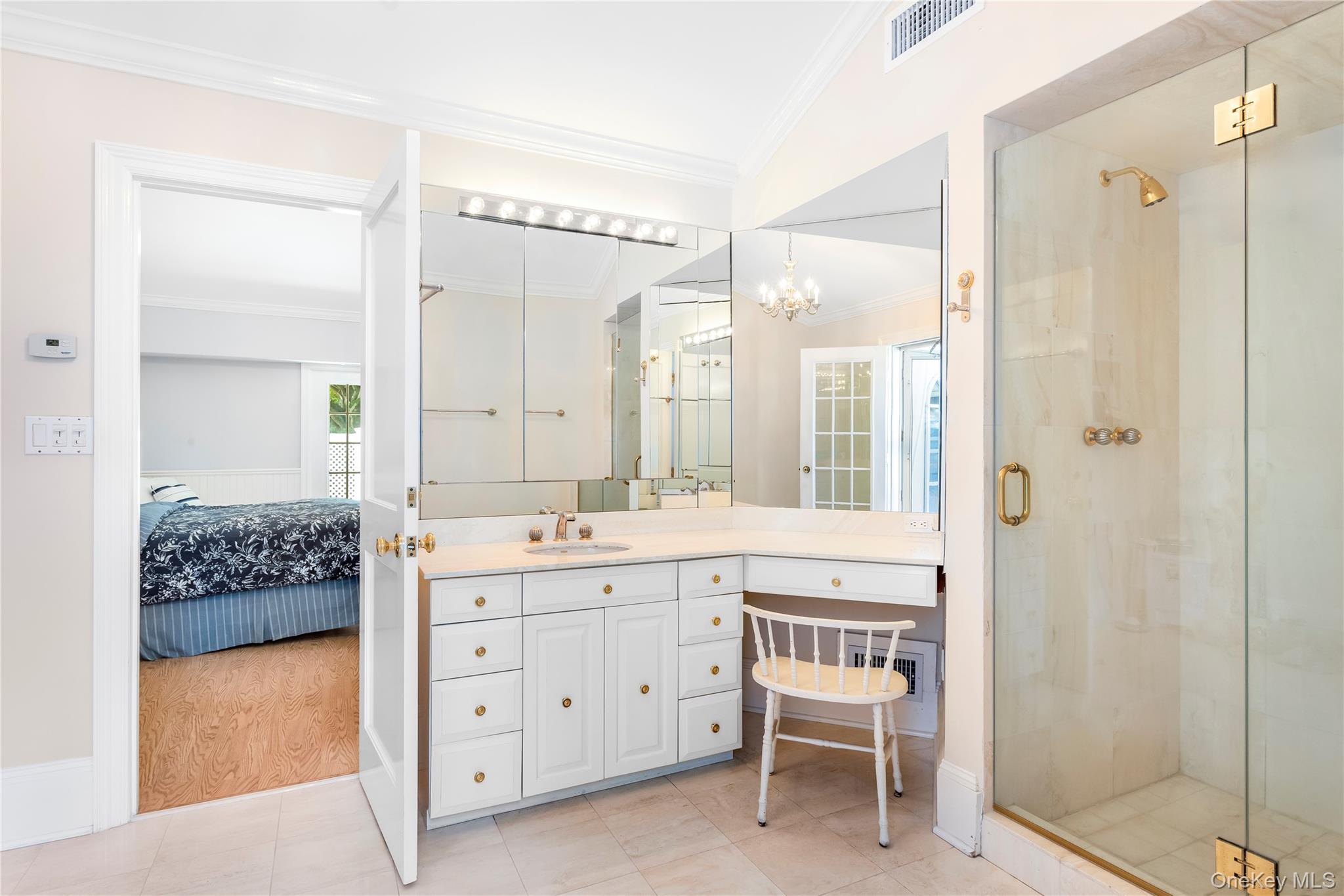 520 Hampton Road # 17, Southampton, NY 11968