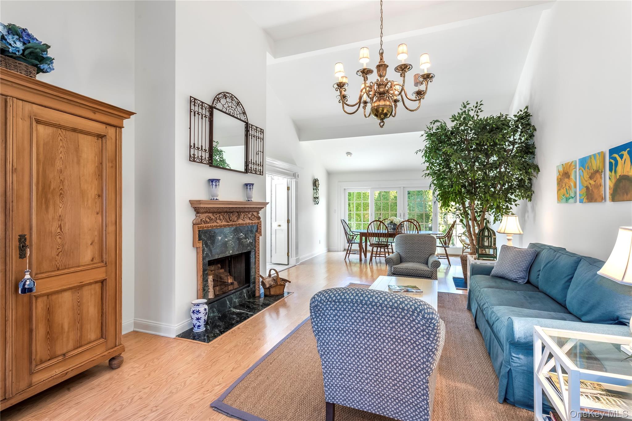 520 Hampton Road # 17, Southampton, NY 11968