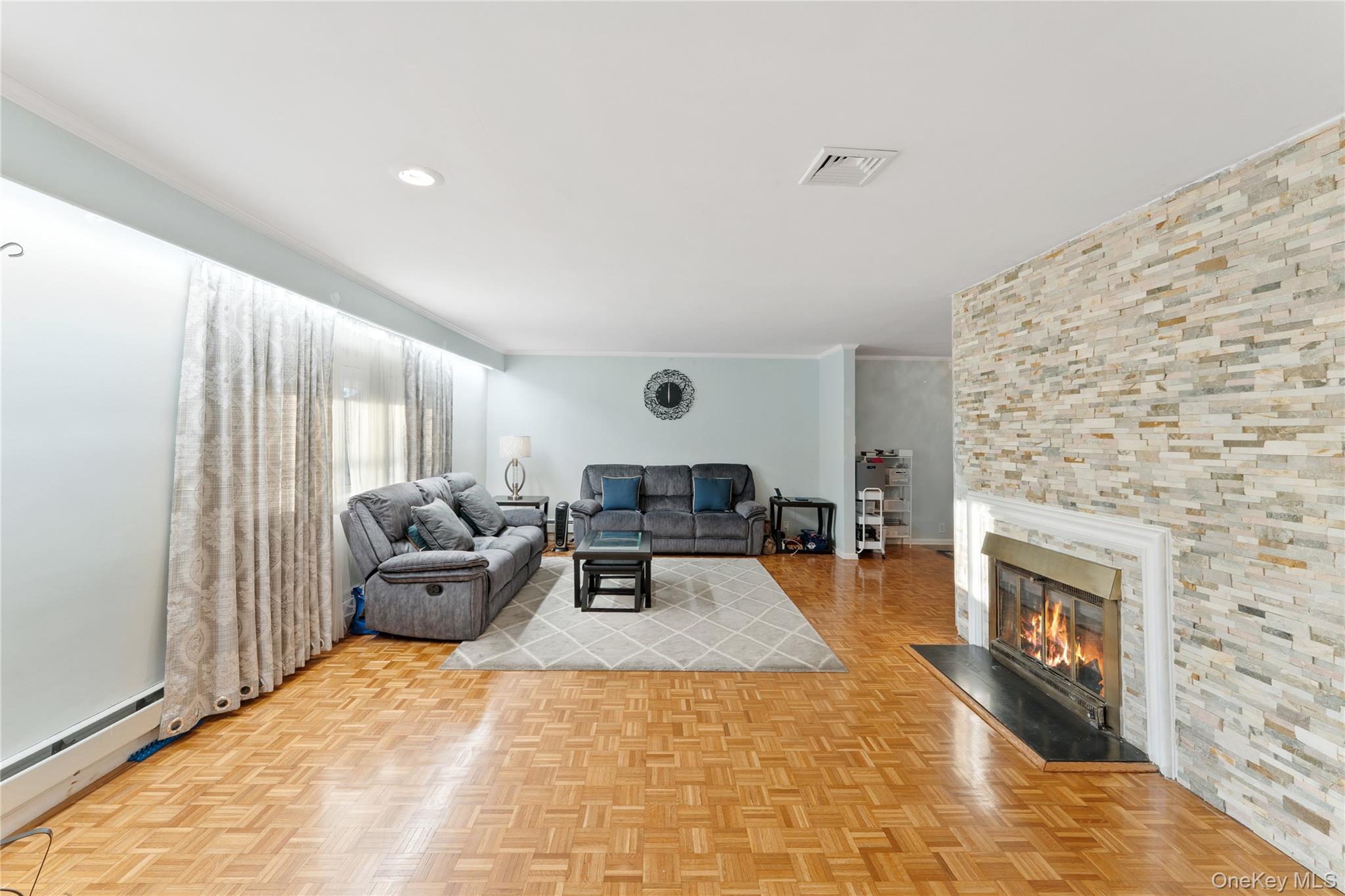 174 Delaware Avenue, Freeport, NY 11520