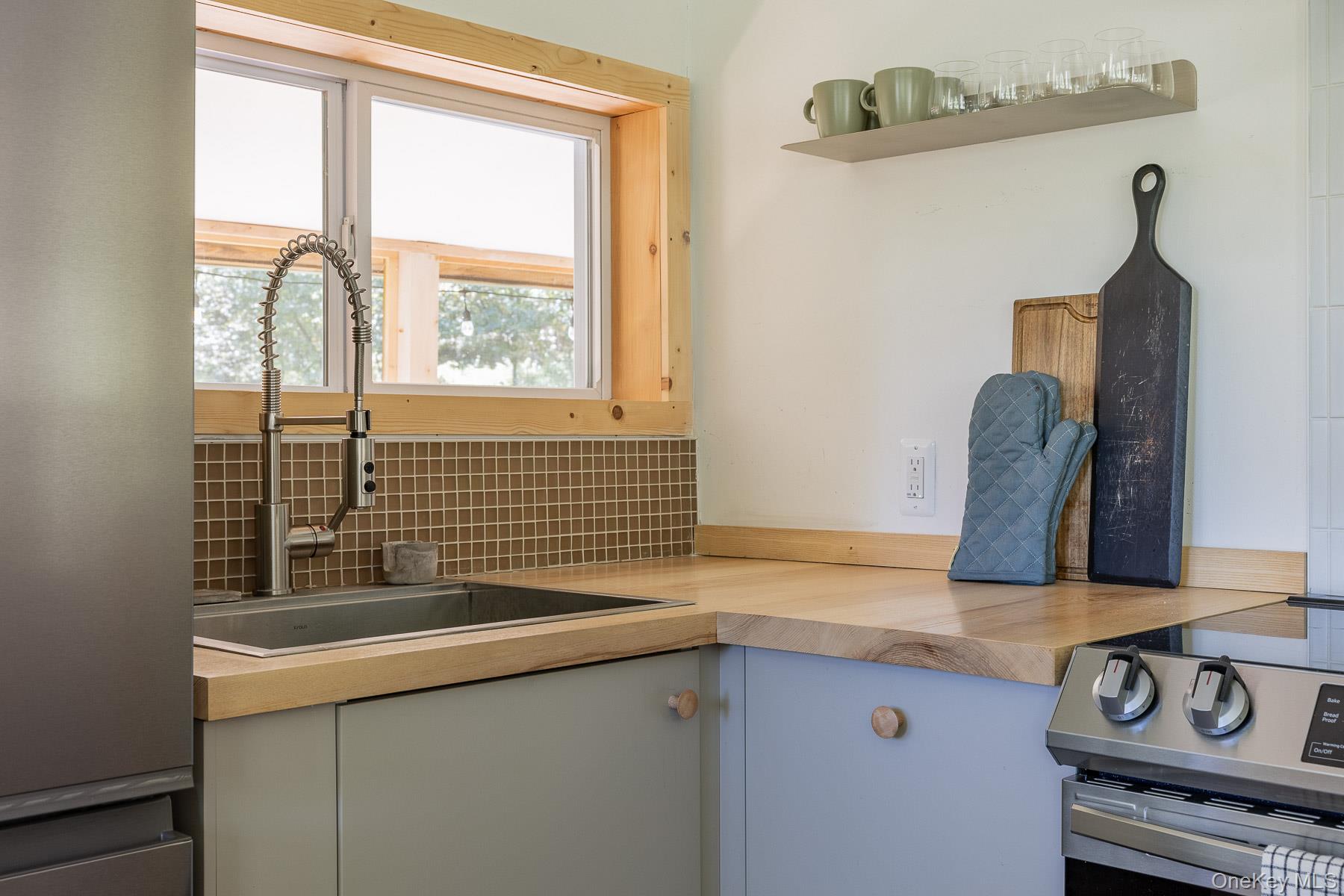 506 Lake Shore Lane, Narrowsburg, NY 12764