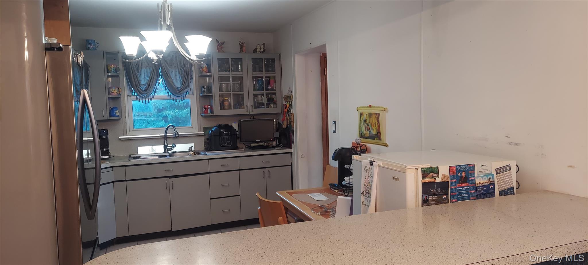 147 S Montgomery Street, Valley Stream, NY 11580