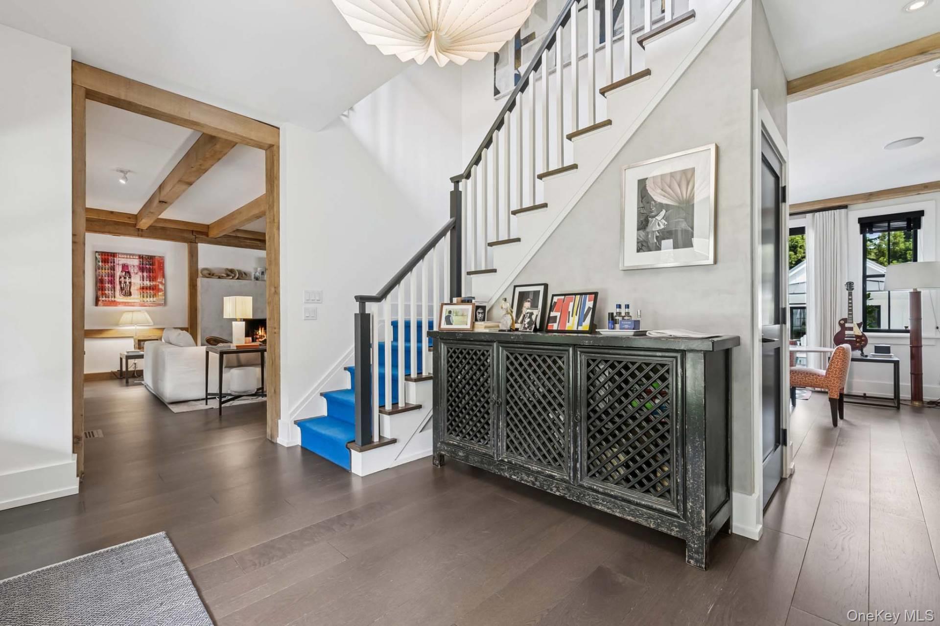 162 Whites Lane, Southampton, NY 11968