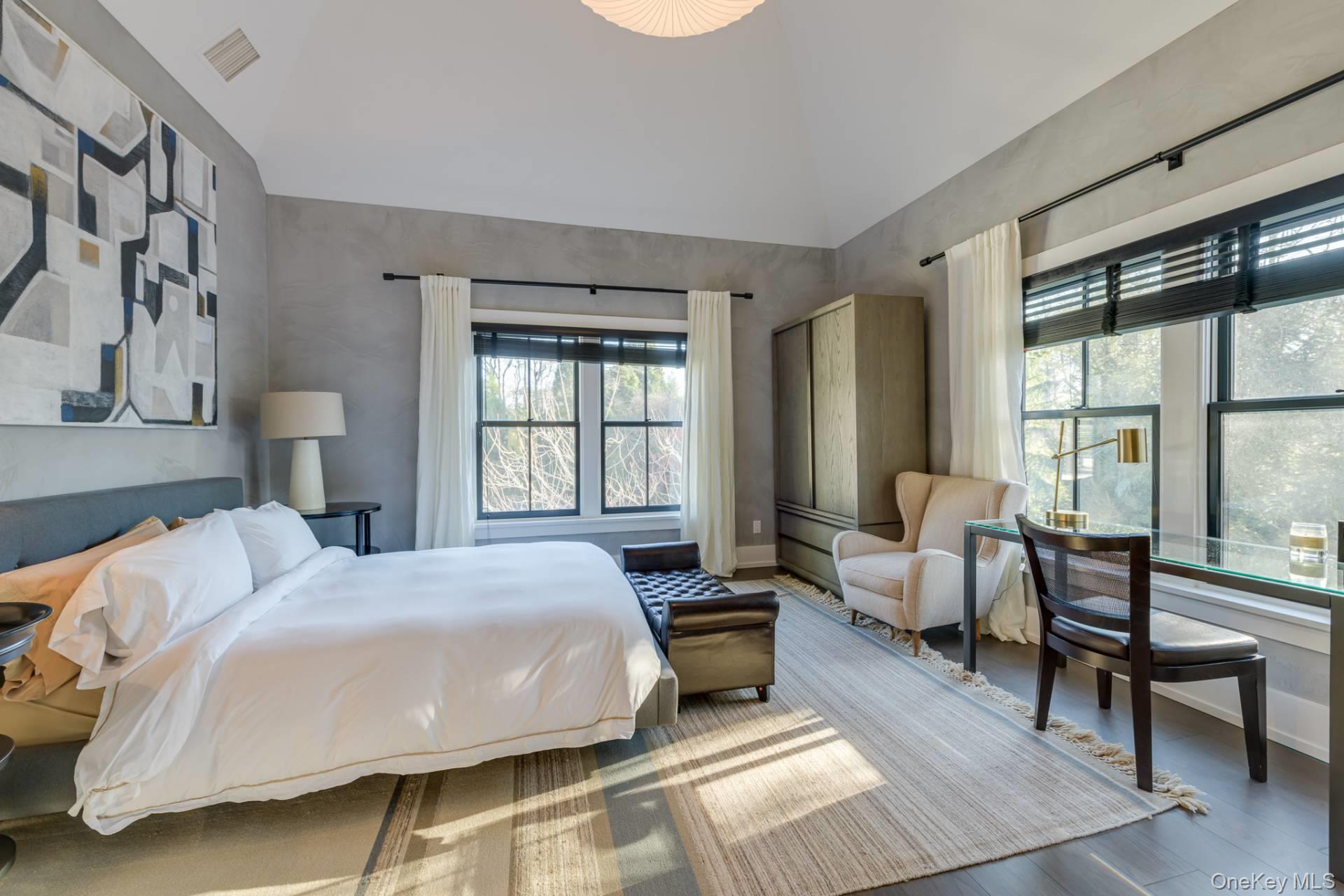 162 Whites Lane, Southampton, NY 11968