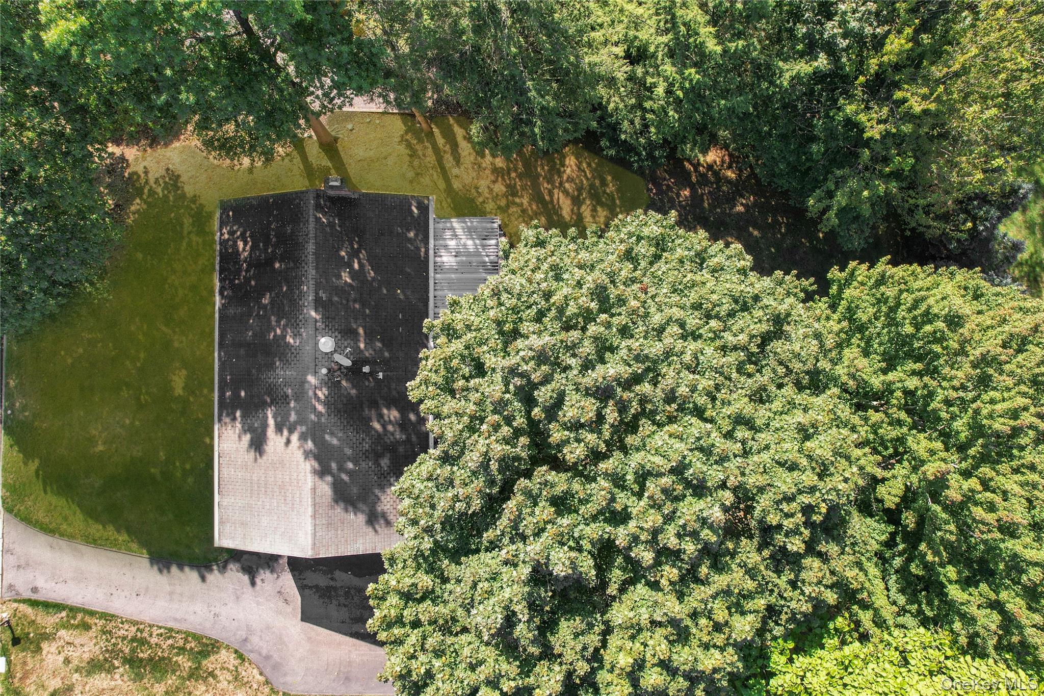 11 Mein Drive, New City, NY 10956