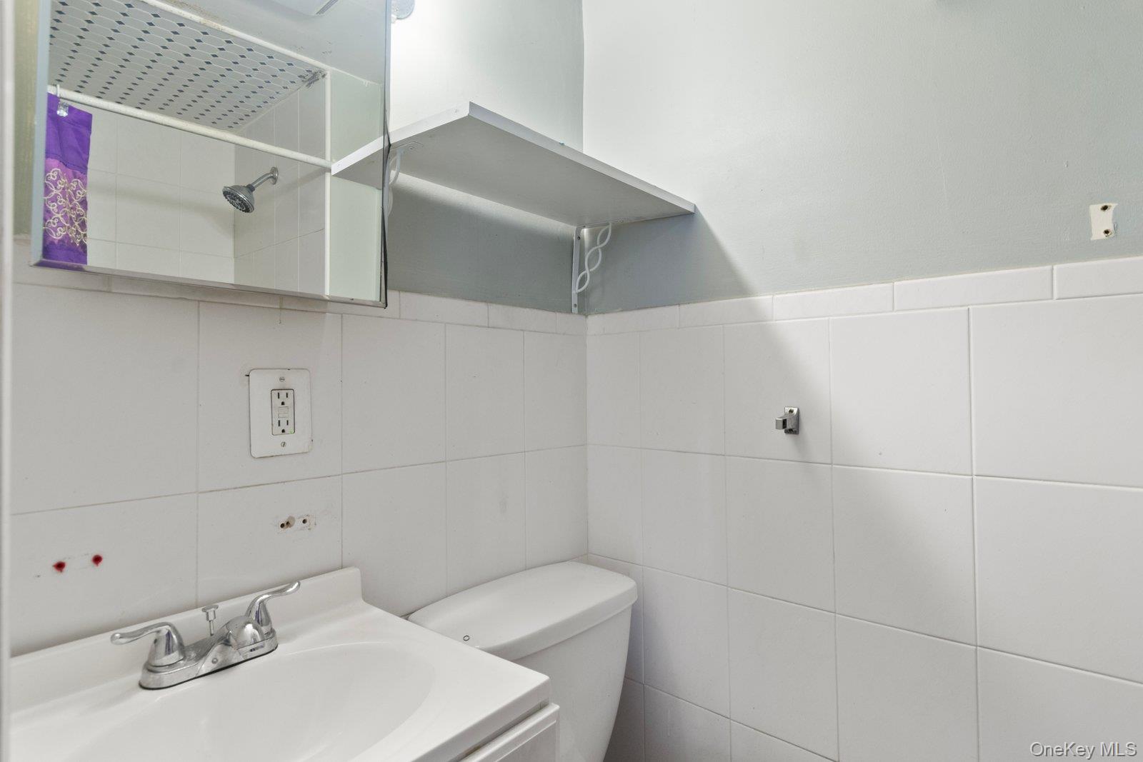 39 Brooklyn Avenue, Wyandanch, NY 11798