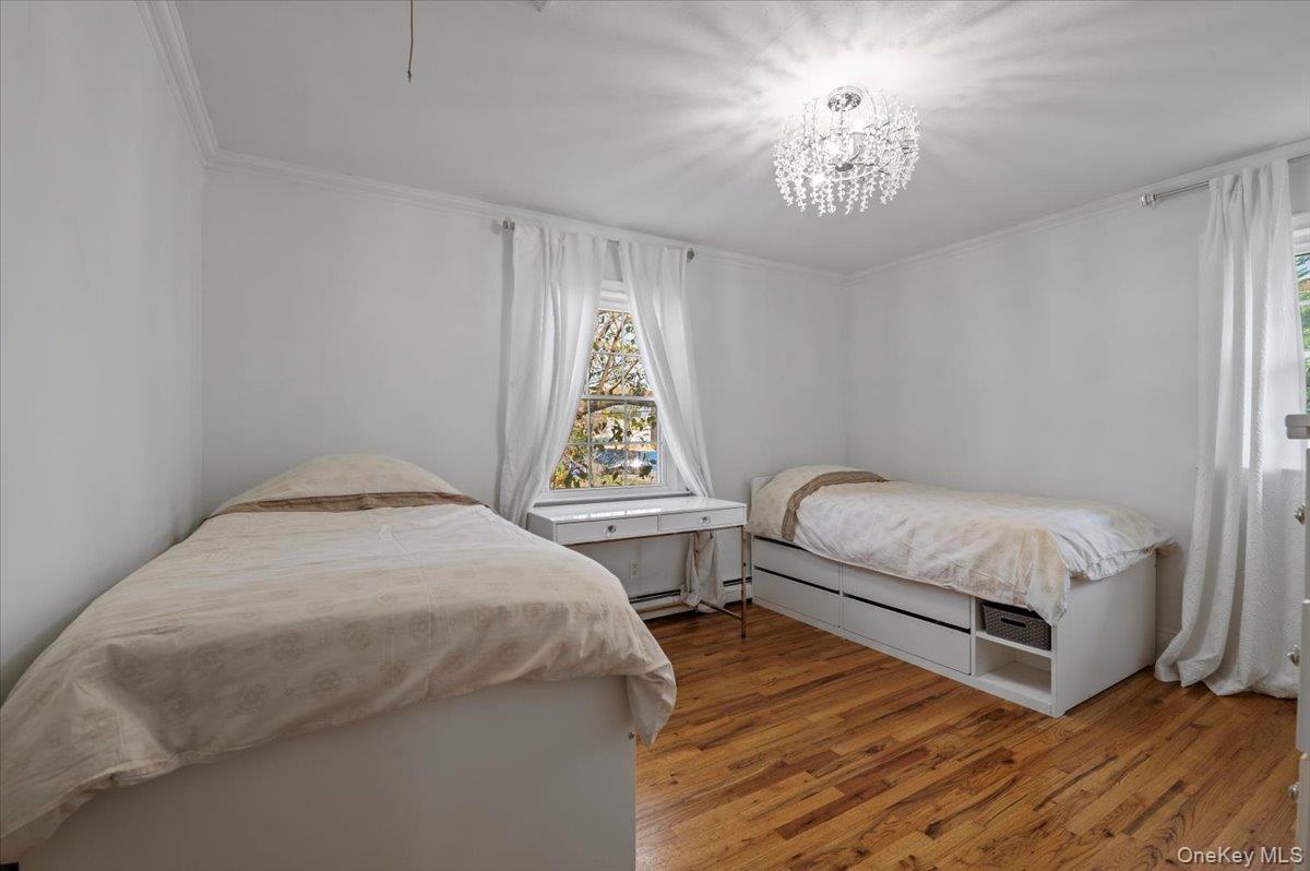 375 Broadway, Lawrence, NY 11559