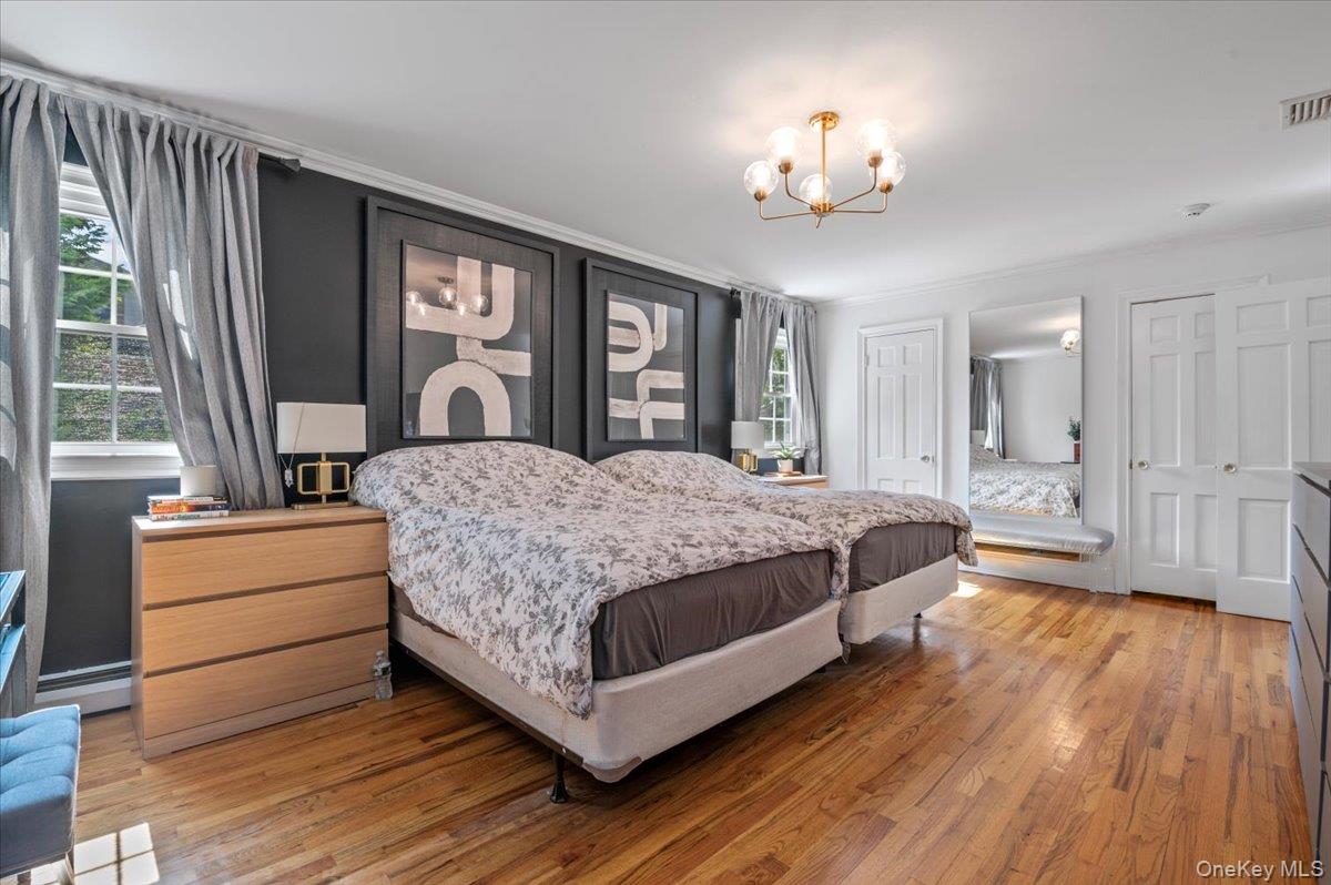 375 Broadway, Lawrence, NY 11559