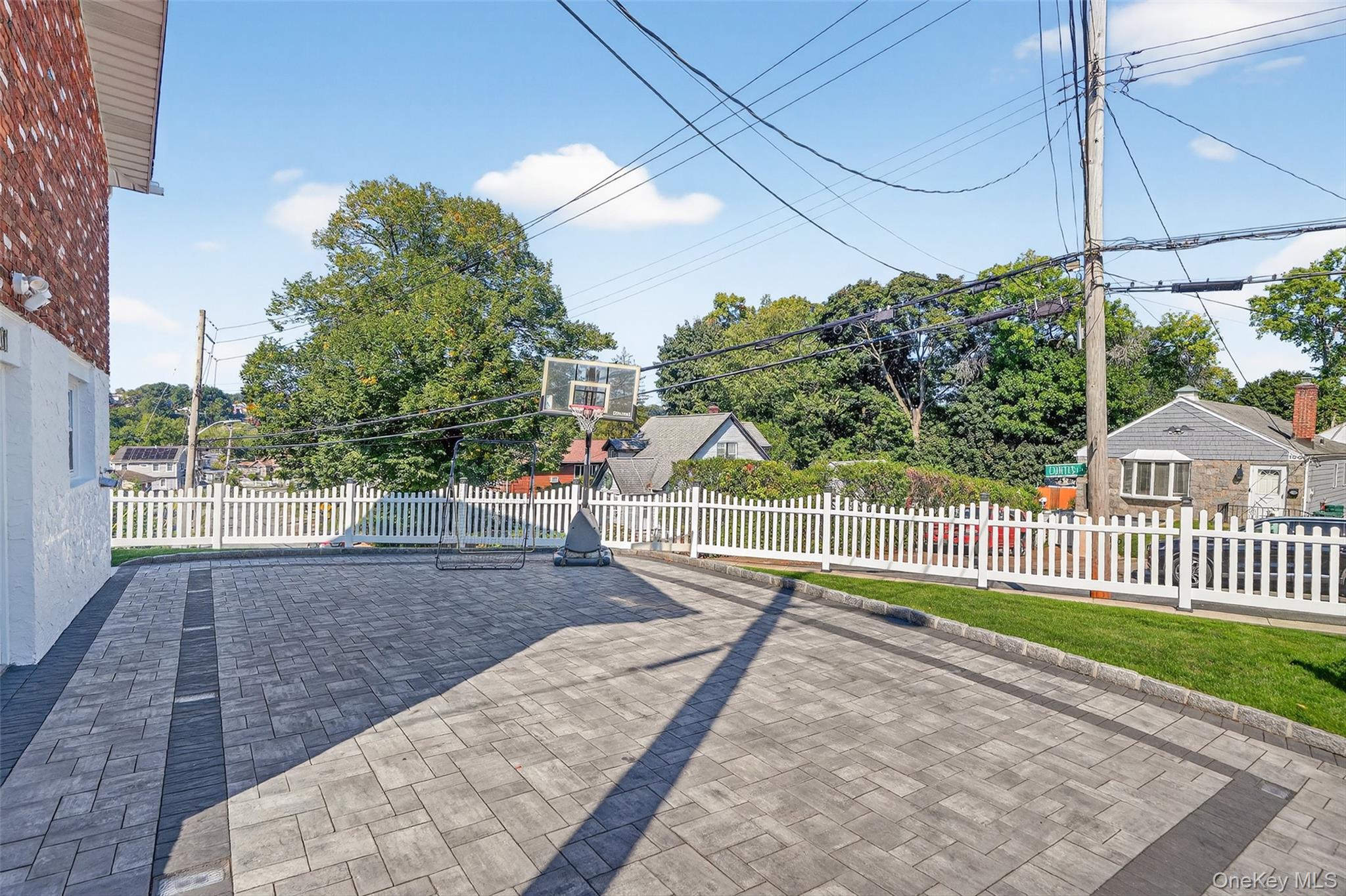 101 Curtis Lane, Yonkers, NY 10710