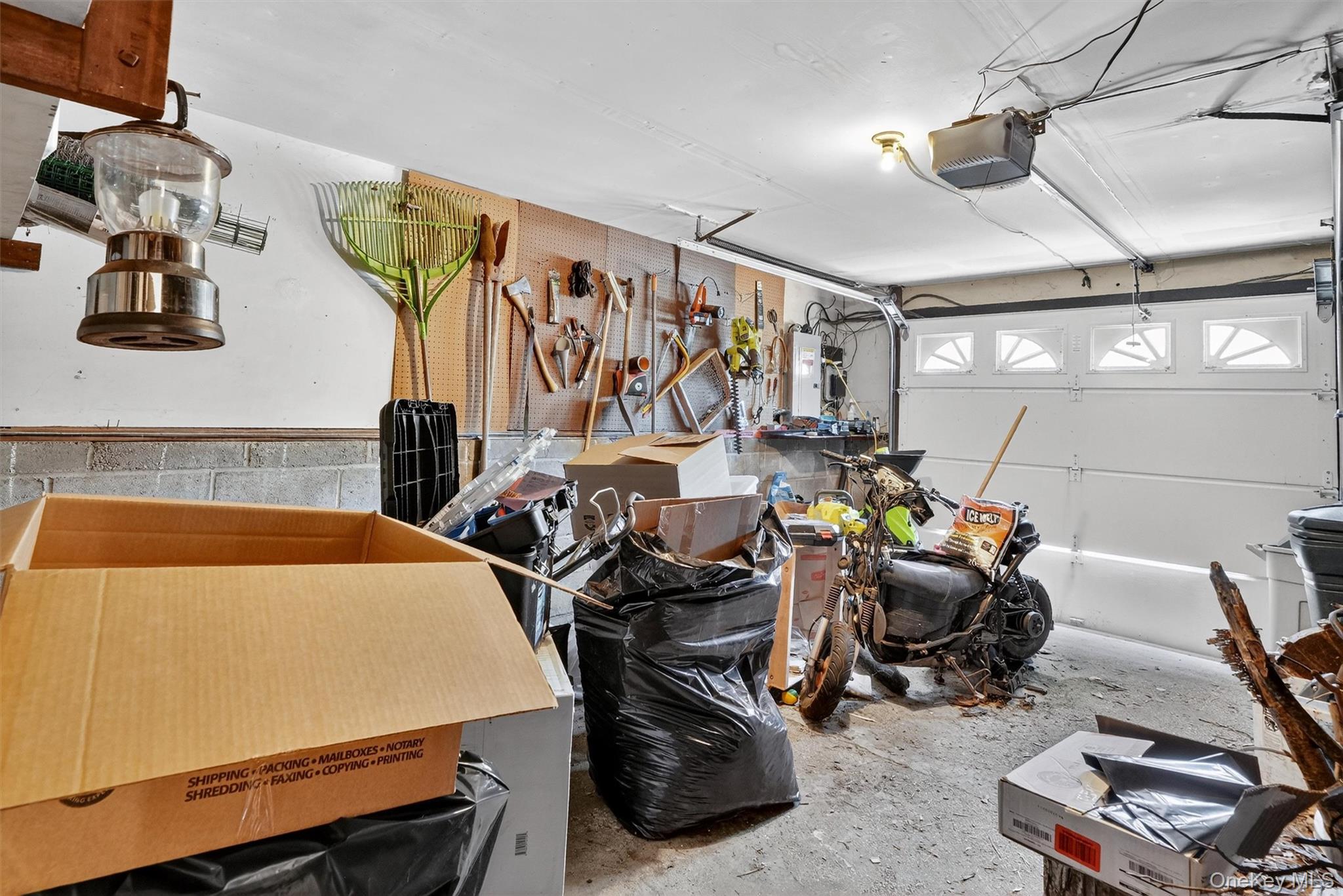 6 Leawood Drive, Briarcliff Manor, NY 10562