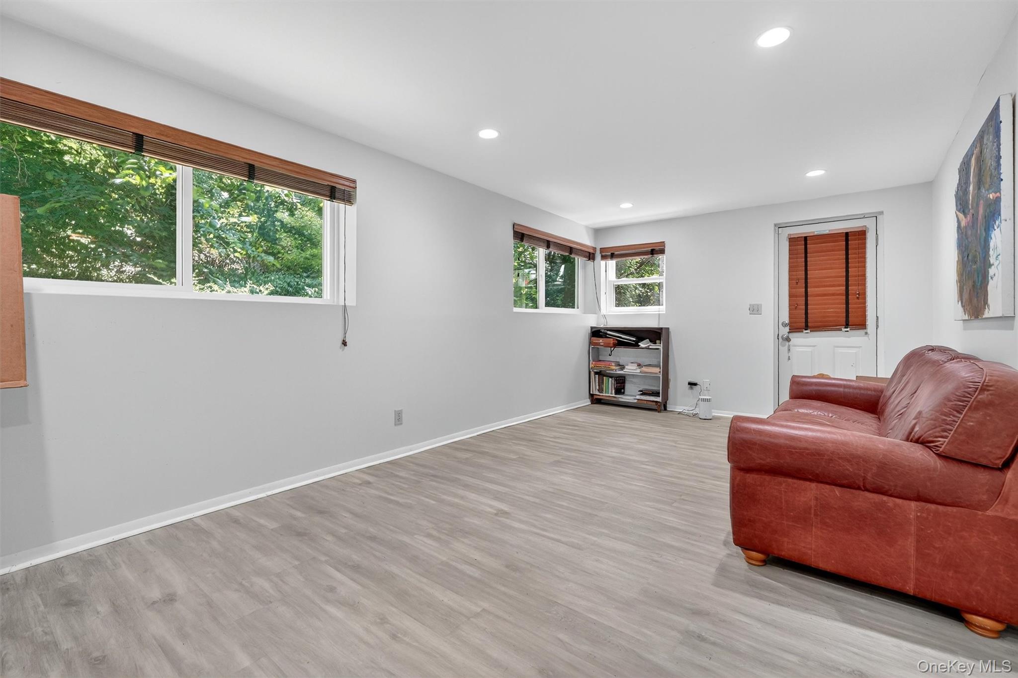 6 Leawood Drive, Briarcliff Manor, NY 10562