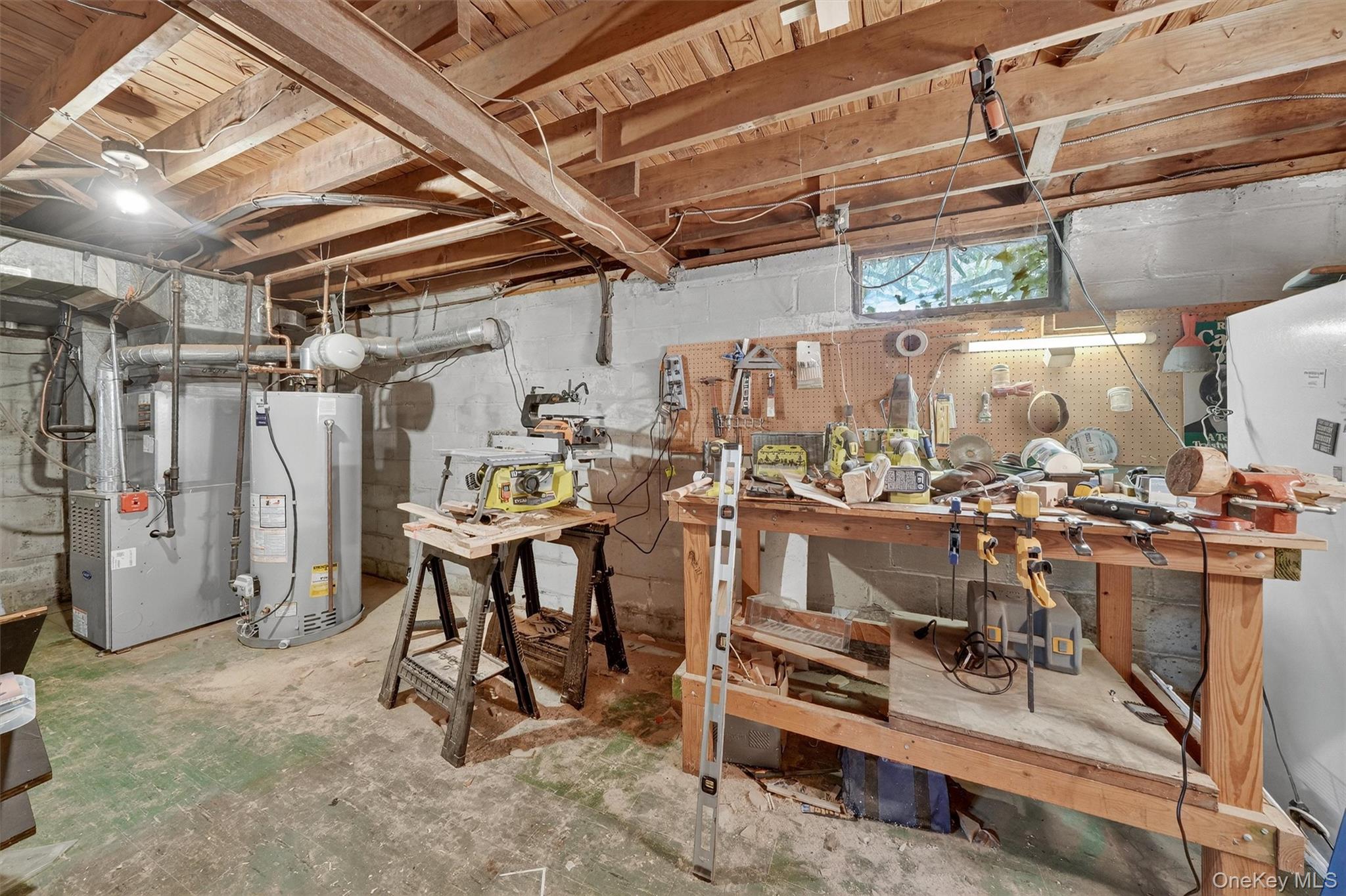 6 Leawood Drive, Briarcliff Manor, NY 10562