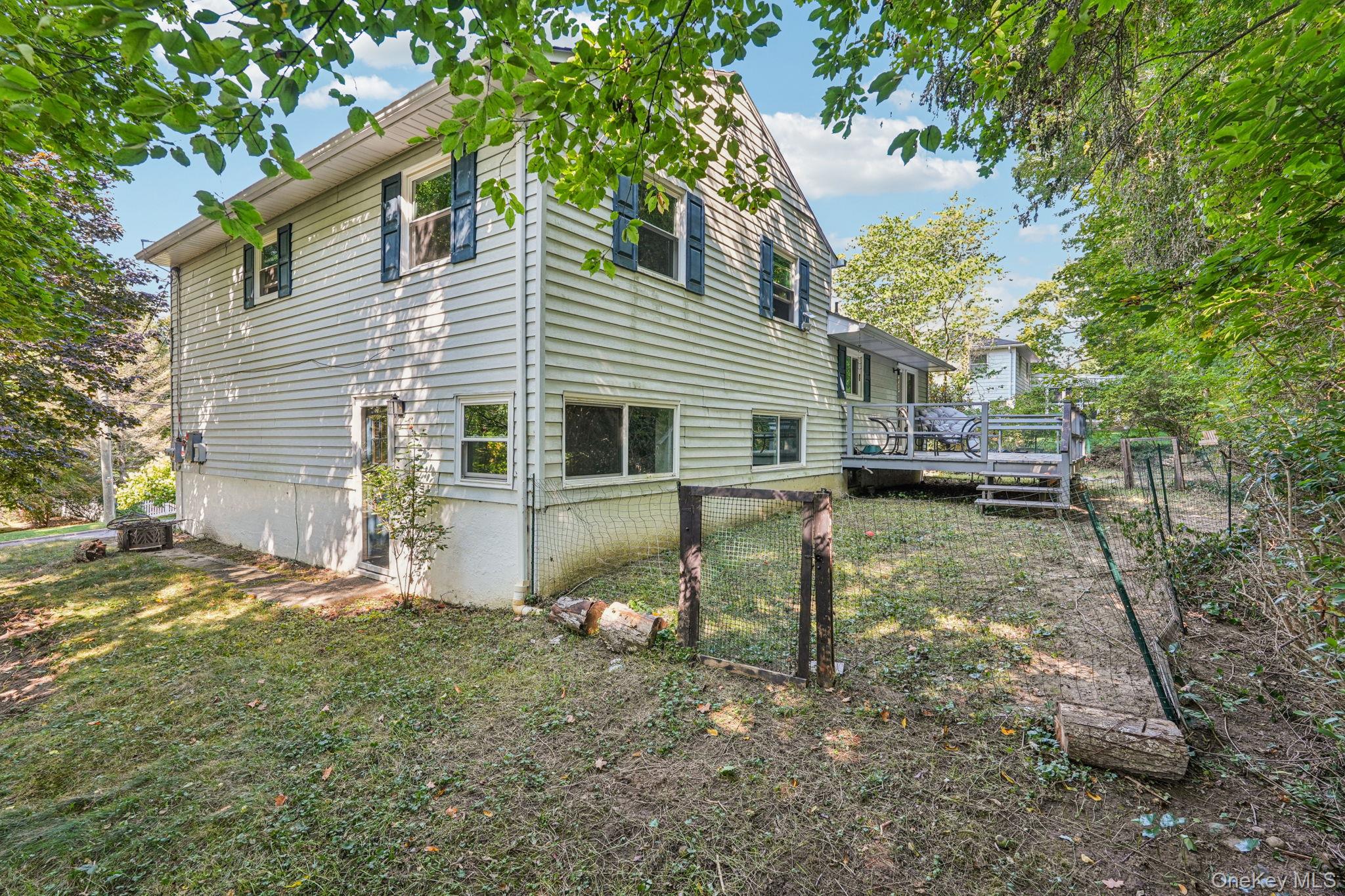 6 Leawood Drive, Briarcliff Manor, NY 10562