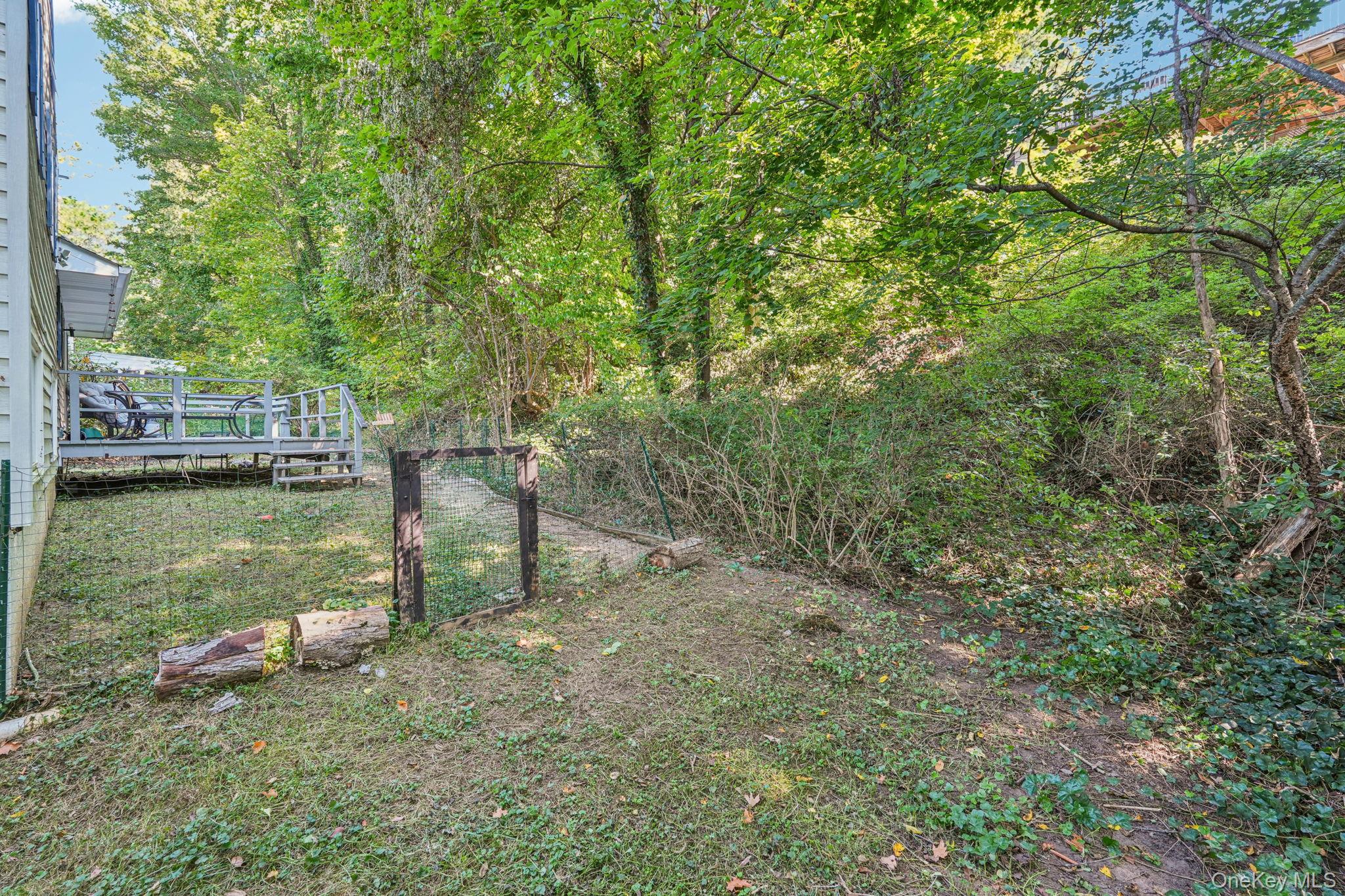 6 Leawood Drive, Briarcliff Manor, NY 10562