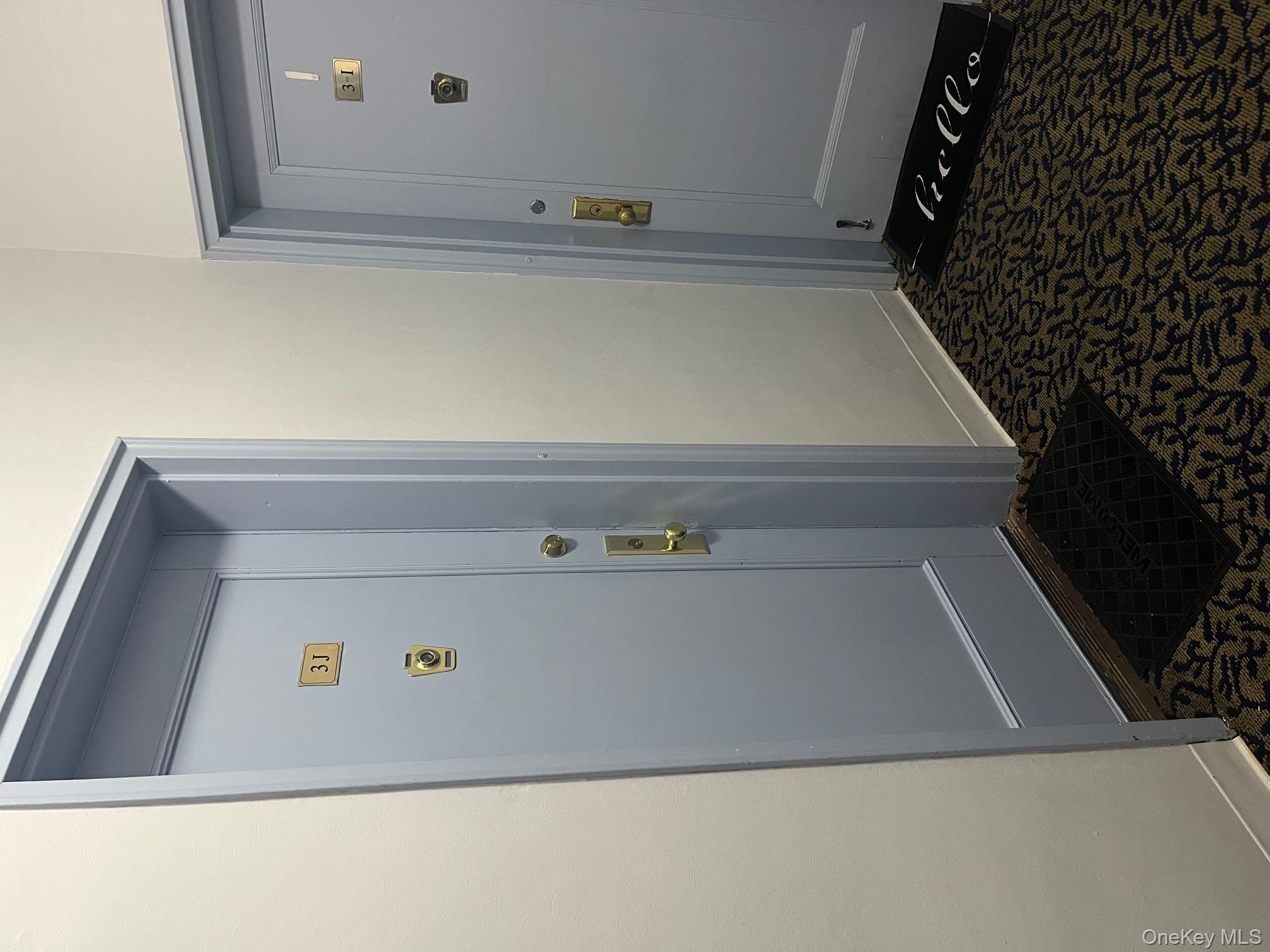 230 Central Avenue # 3J, Lawrence, NY 11559