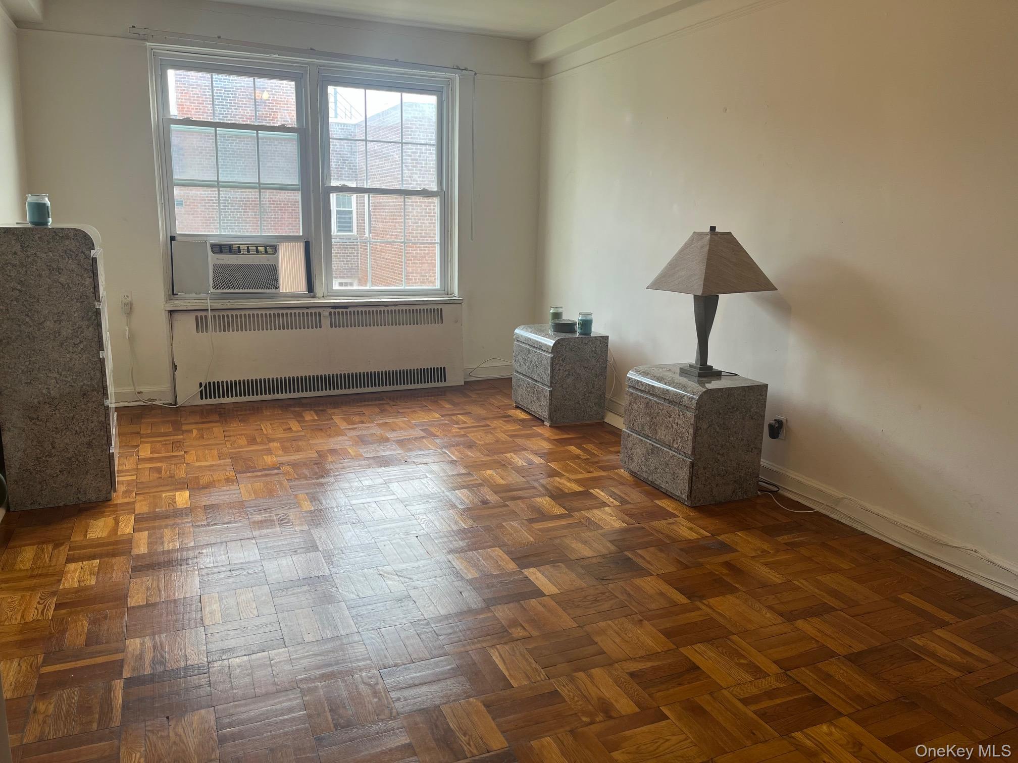 230 Central Avenue # 3J, Lawrence, NY 11559