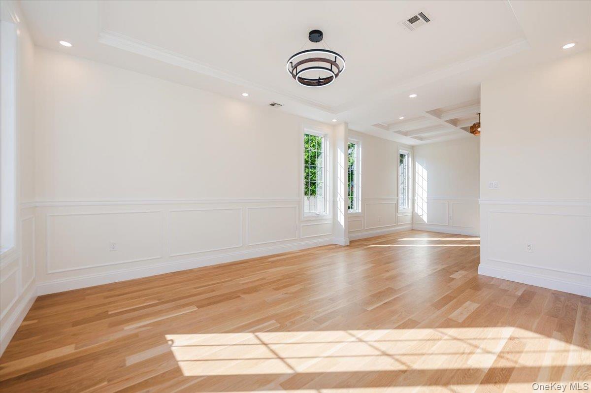 114 Emily Ave, Elmont, NY 11003