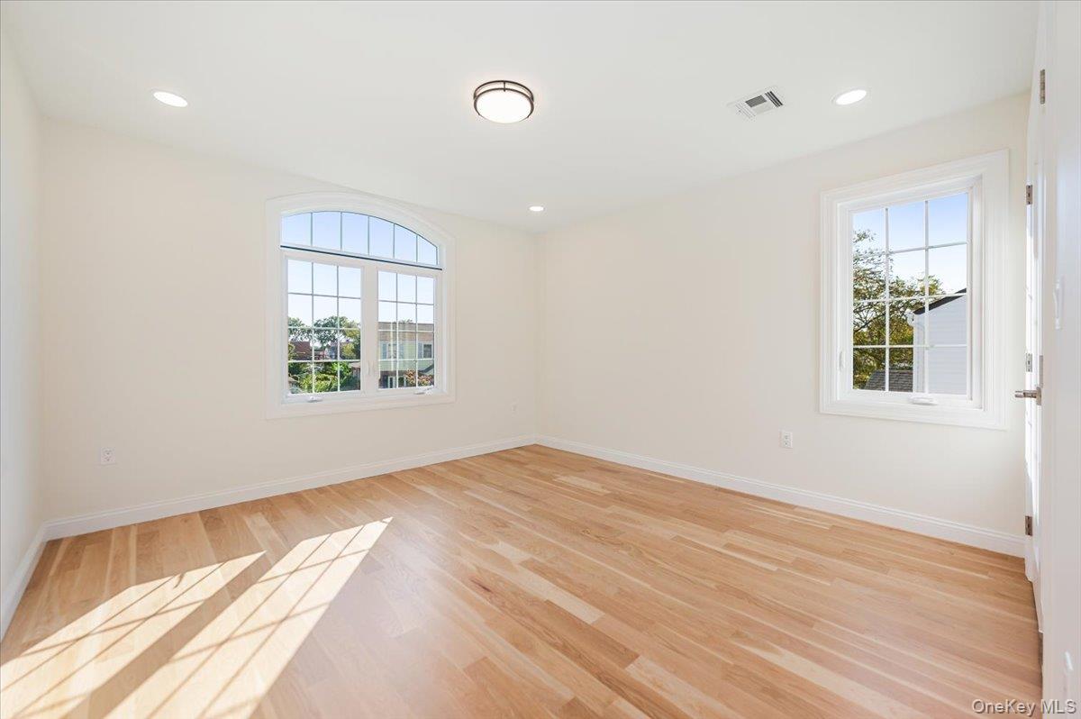 114 Emily Ave, Elmont, NY 11003