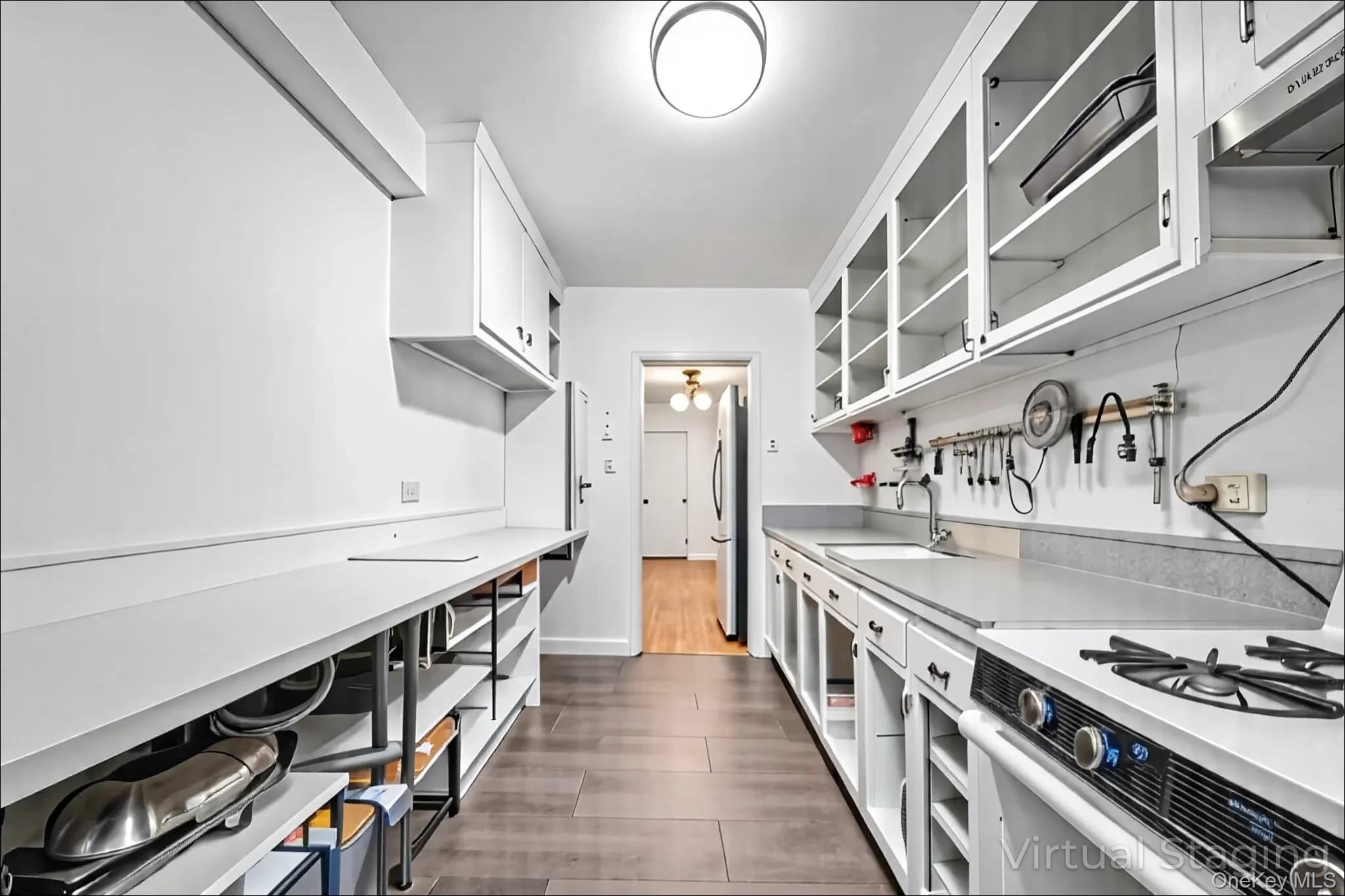 22424 Union Turnpike # 1H, Oakland Gardens, NY 11364