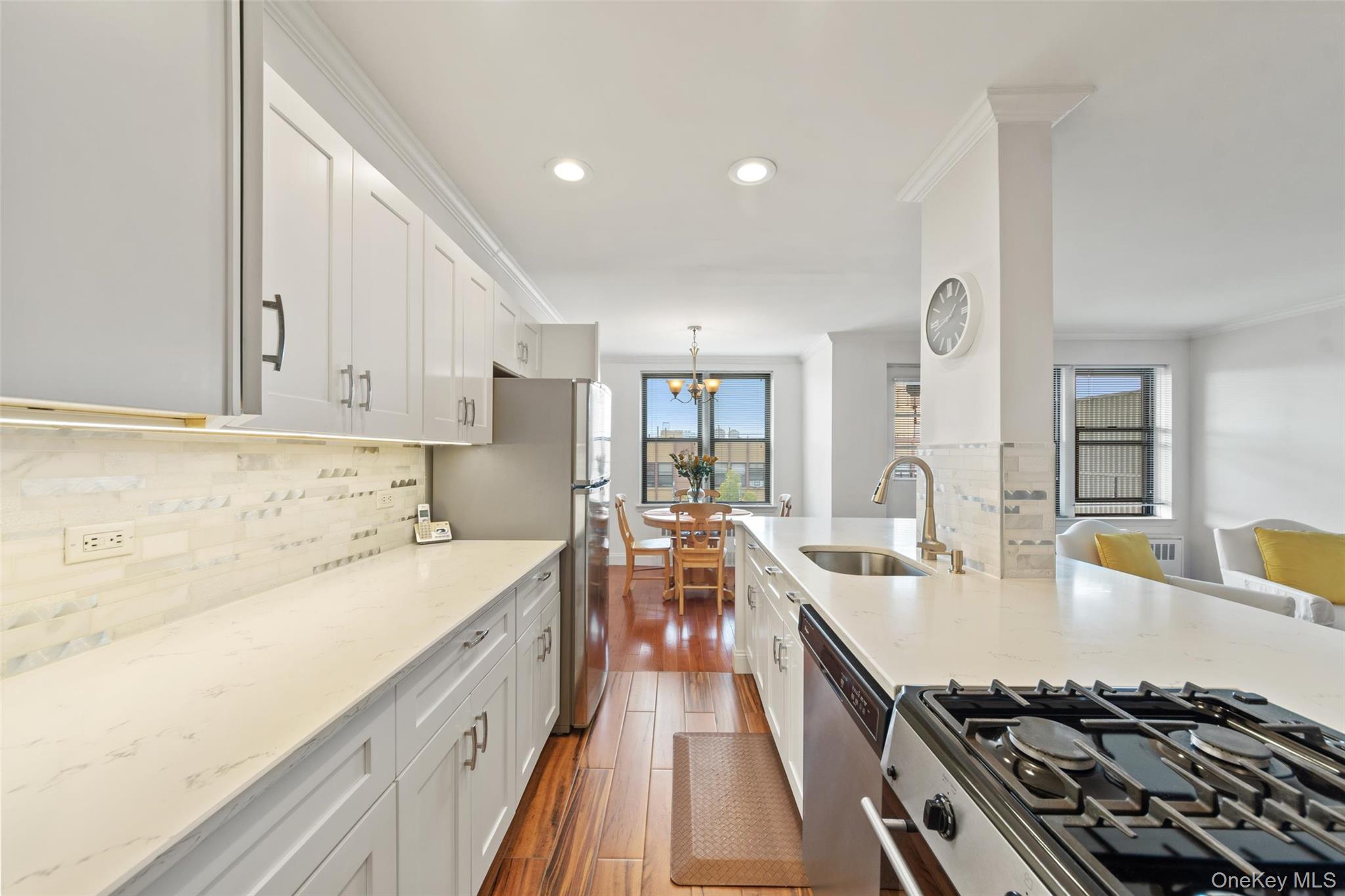 1874 Pelham Parkway South # 6M, Bronx, NY 10461