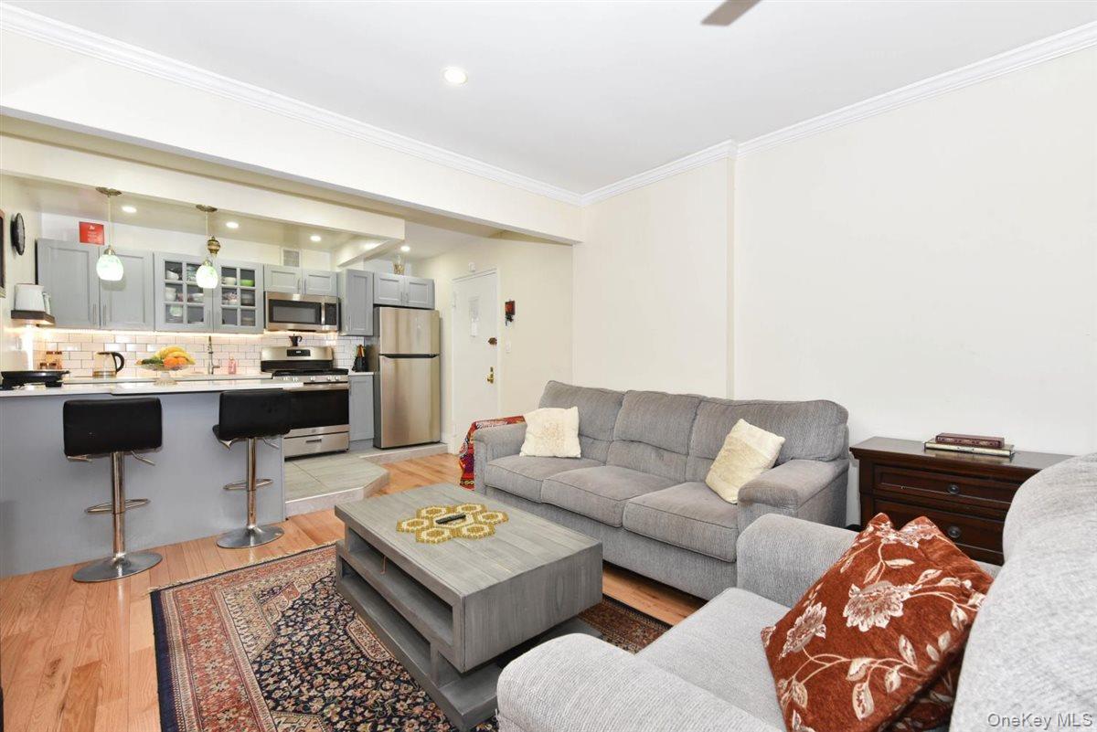 84-01 Main Street # 728, Briarwood, NY 11435