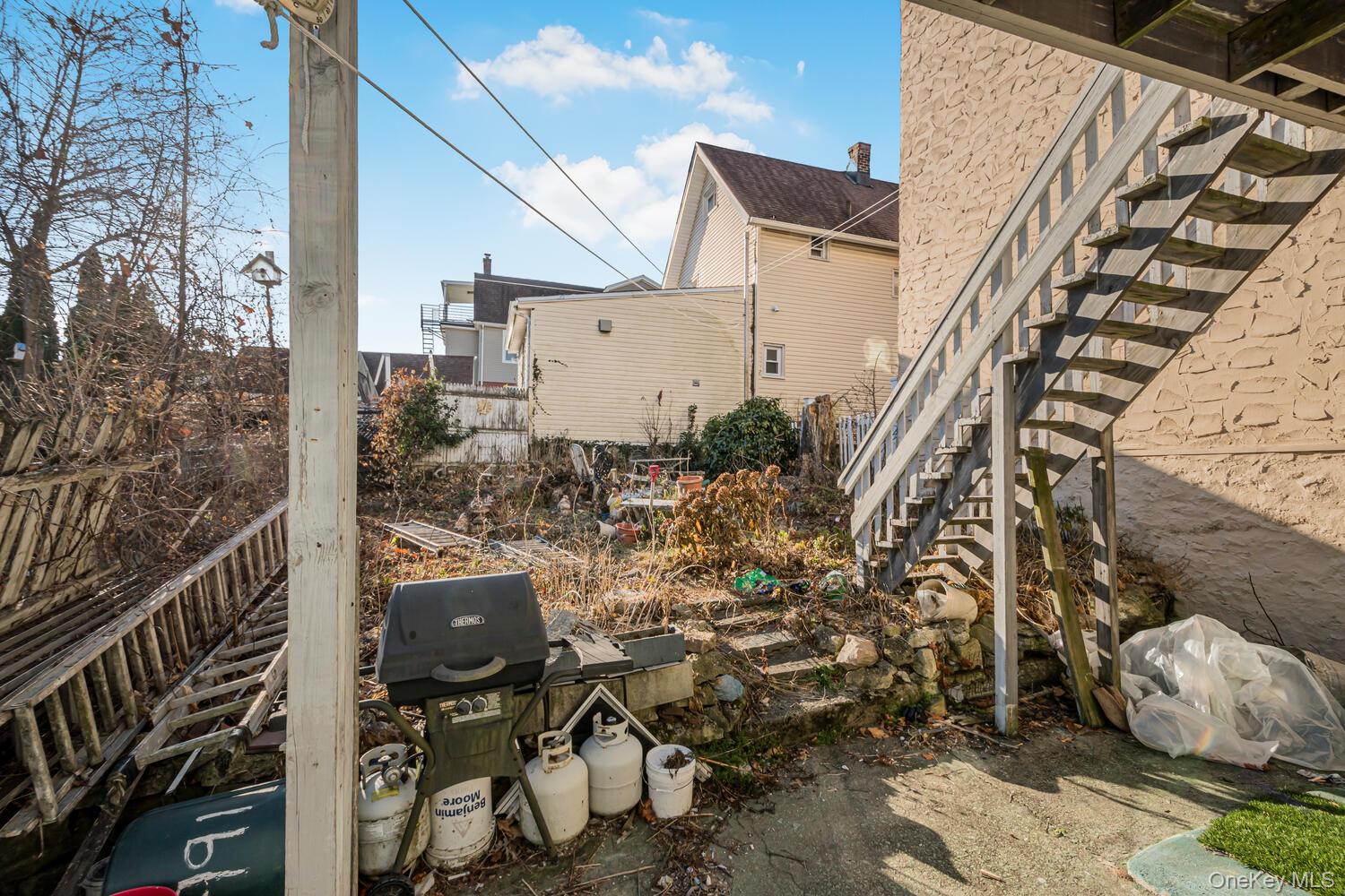 166 Lockwood Avenue, Yonkers, NY 10701