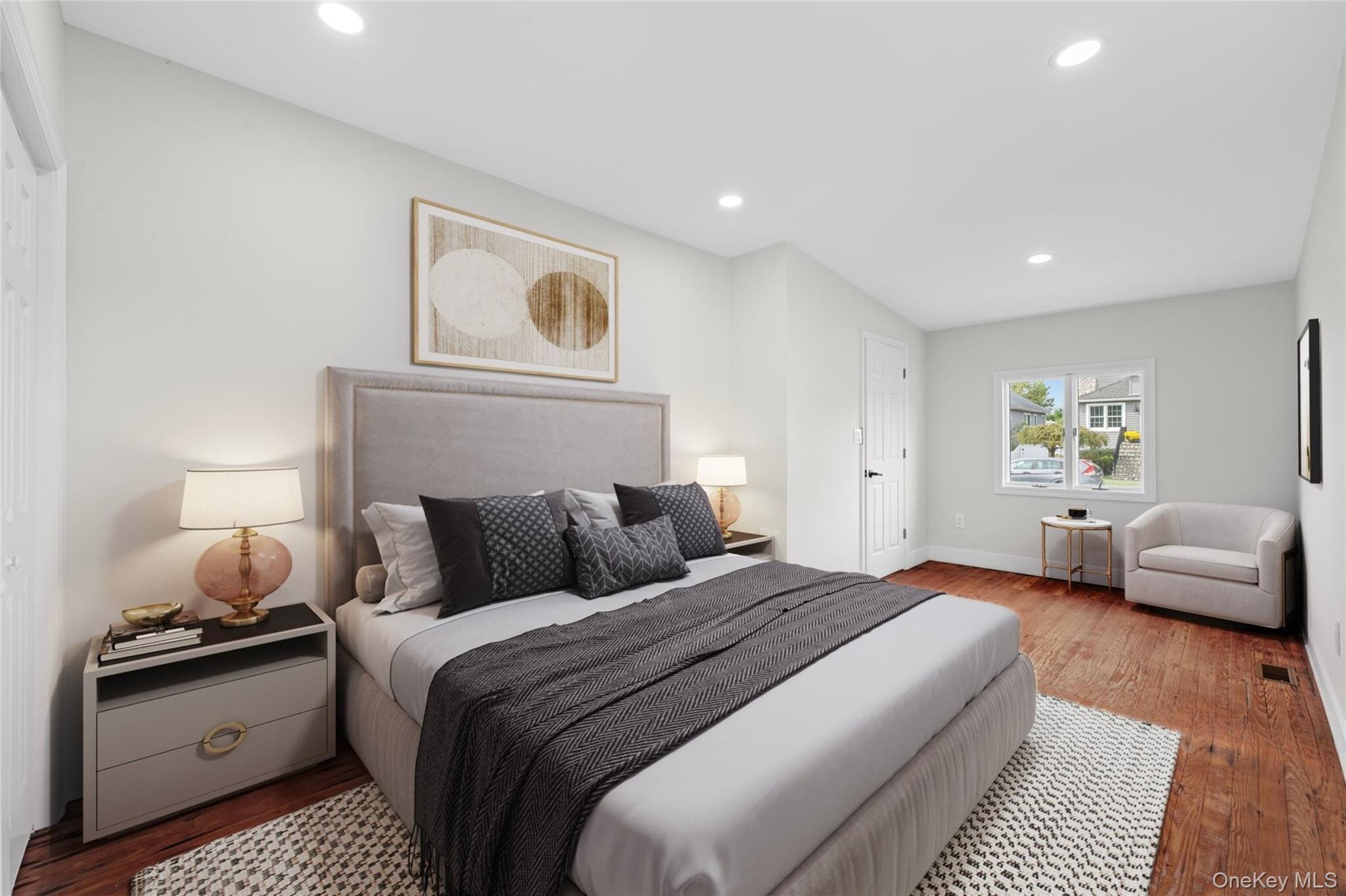 15 E Hamilton Avenue, Massapequa, NY 11758