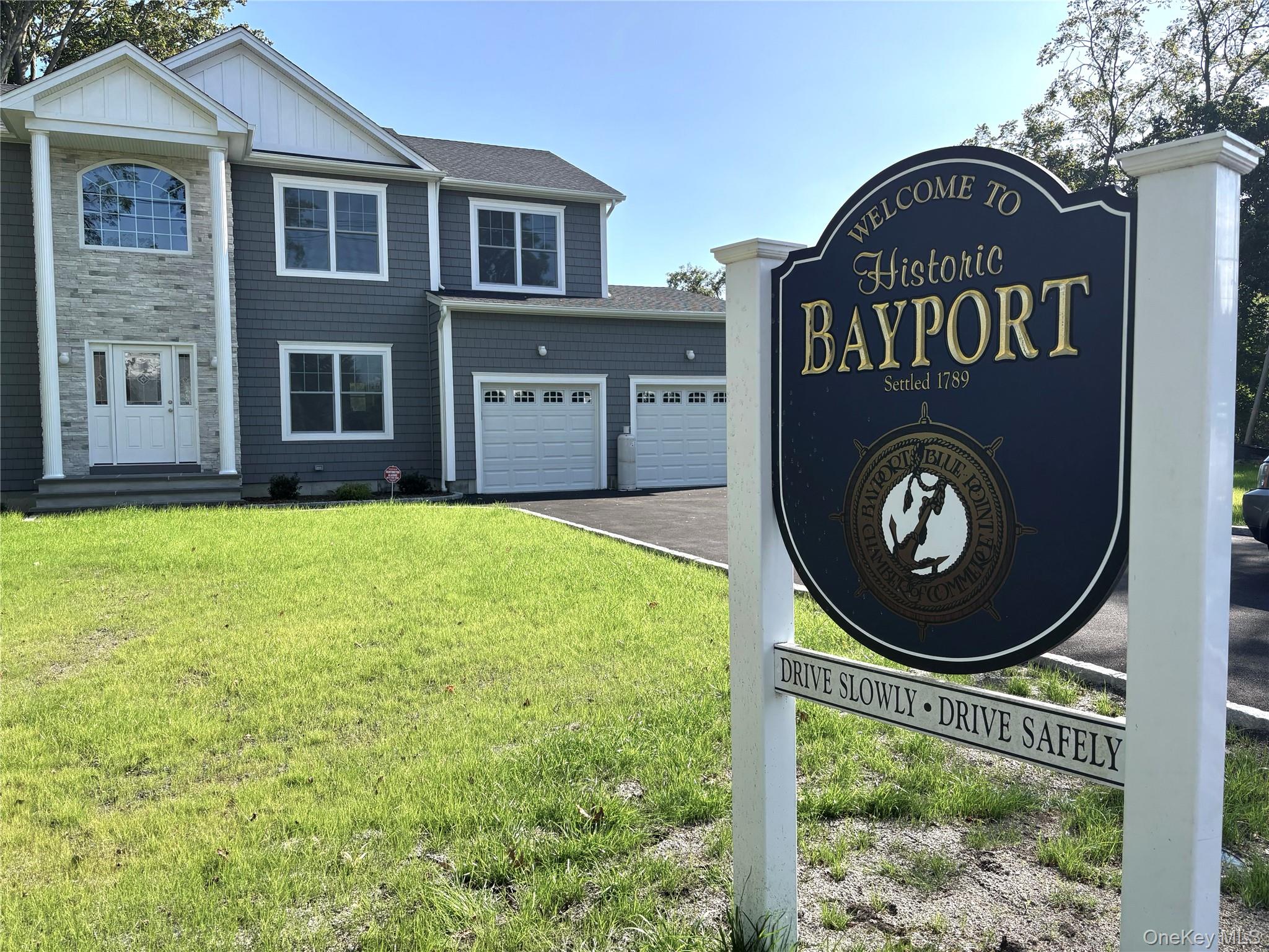 726 Middle, Bayport, NY 11705