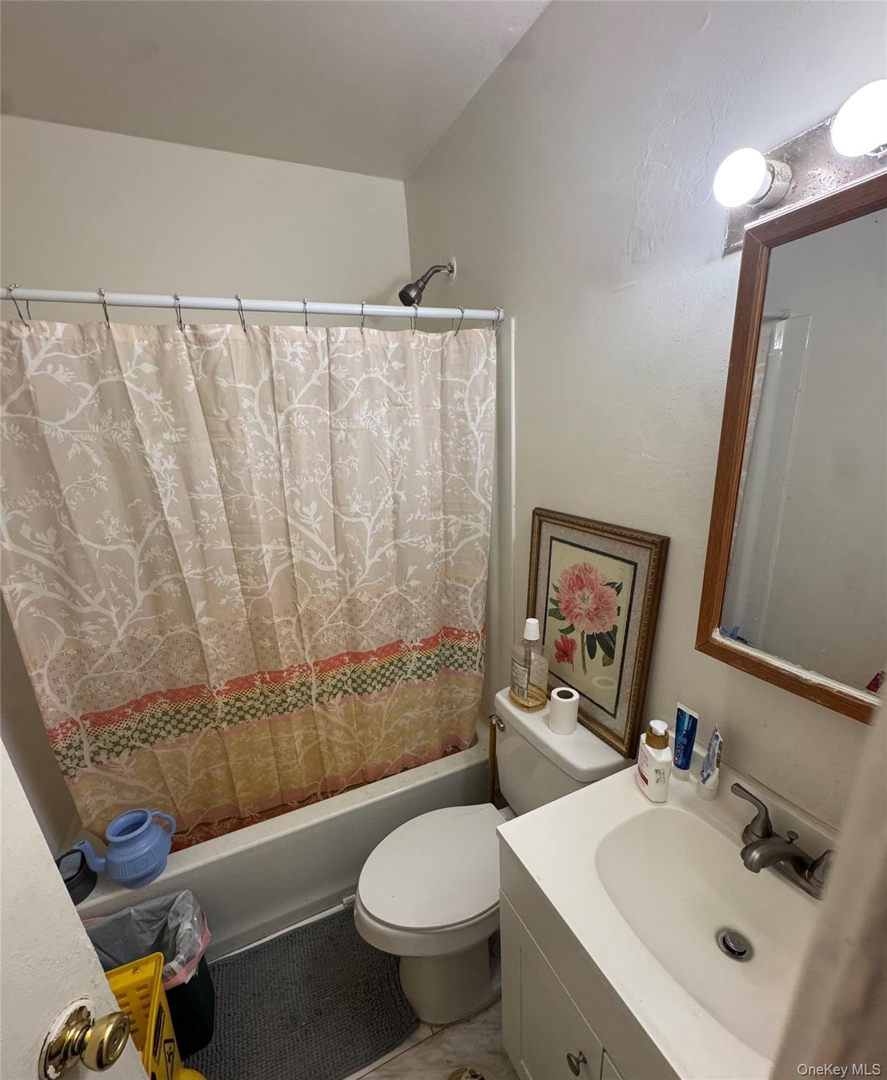 2453 B Union Boulevard # 15A, Islip, NY 11751