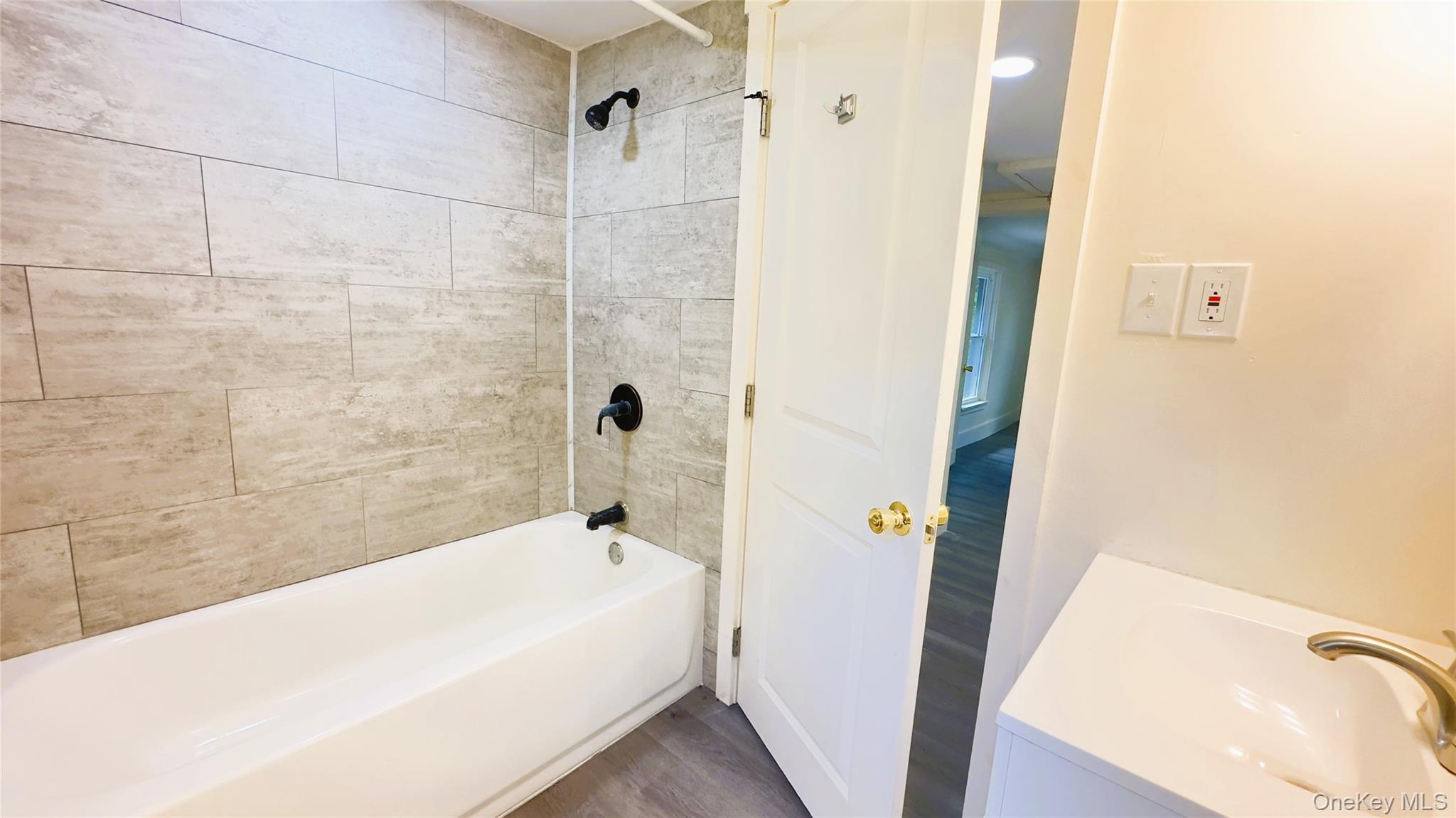 8 Marie Road # 2, Highland, NY 12528