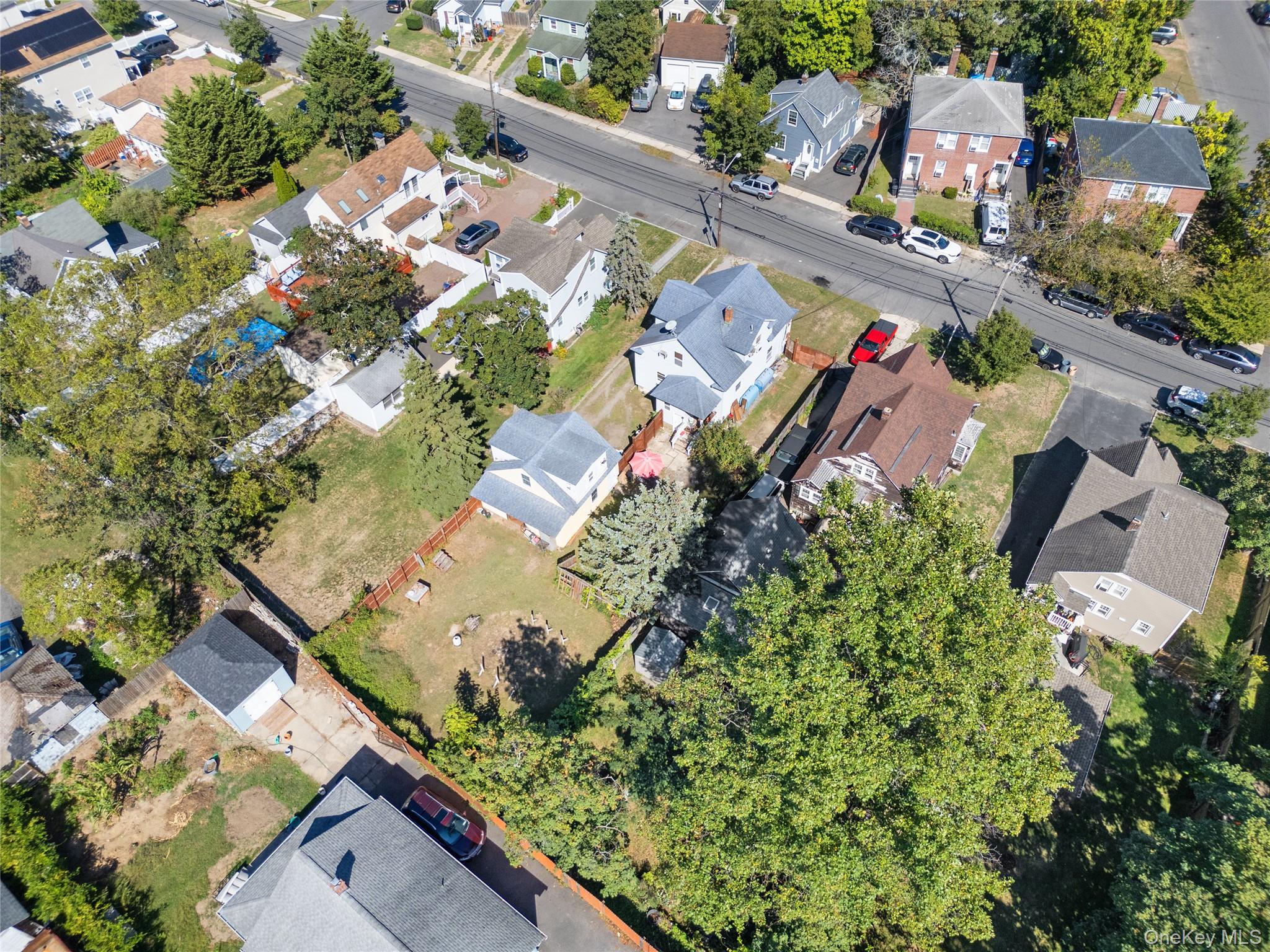 62 Center Avenue, Bay Shore, NY 11706