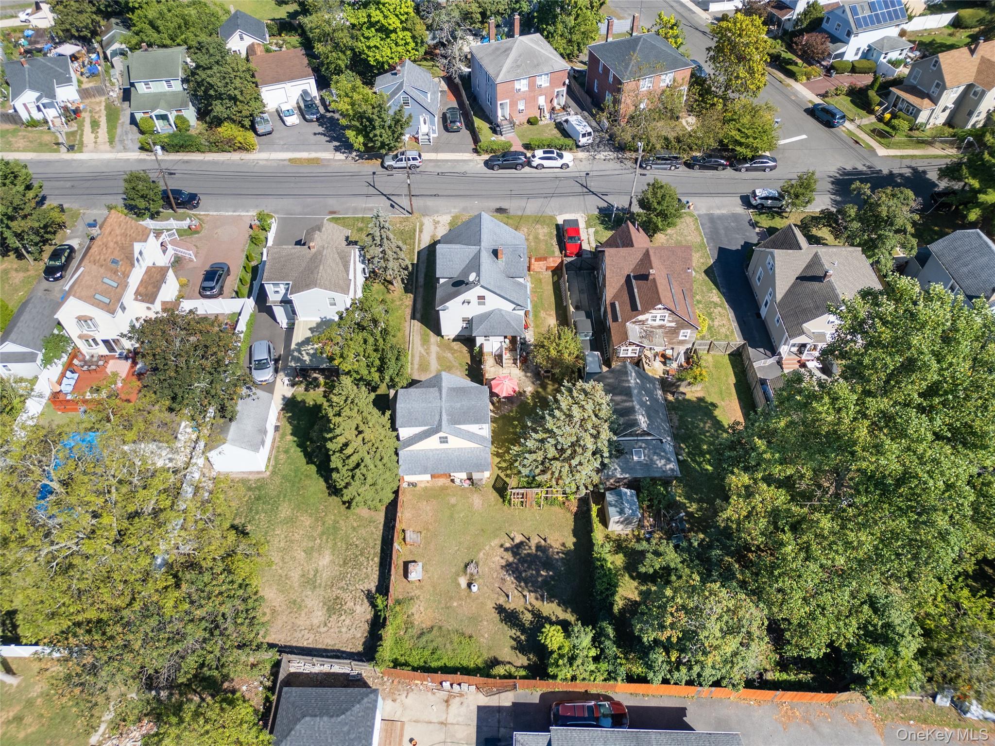 62 Center Avenue, Bay Shore, NY 11706